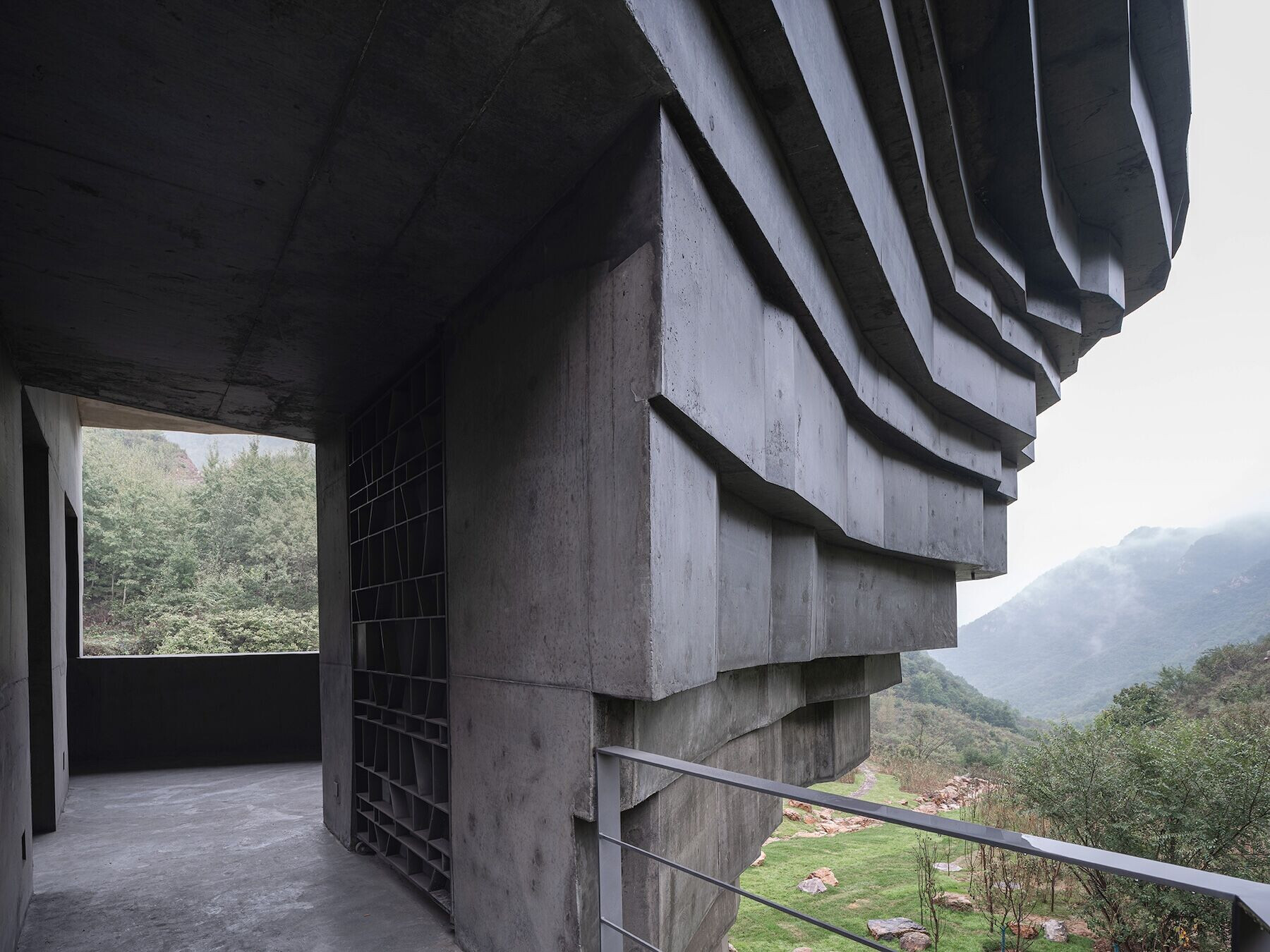 https://archello.com/story/145774/attachments/photos-videos/22 photo_credit Zhu Runzi