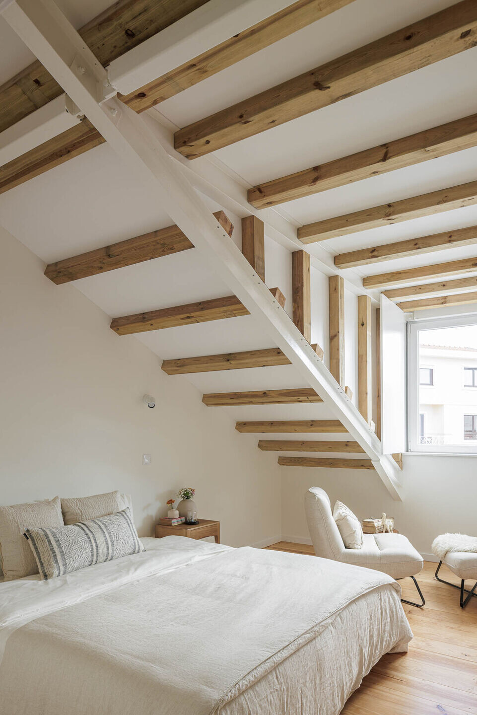 https://archello.com/story/145814/attachments/photos-videos/17 photo_credit Ivo Tavares Studio