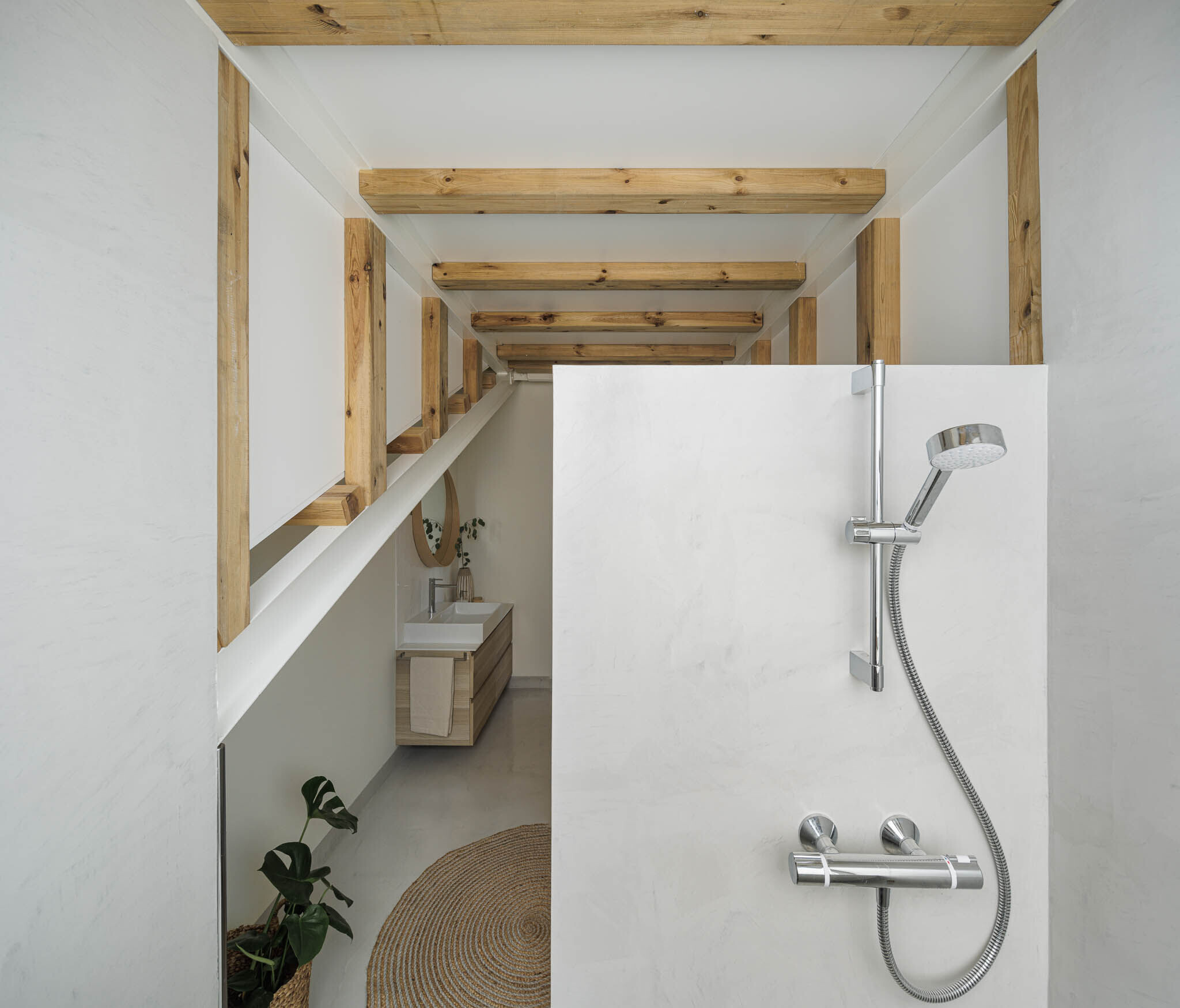 https://archello.com/story/145814/attachments/photos-videos/26 photo_credit Ivo Tavares Studio