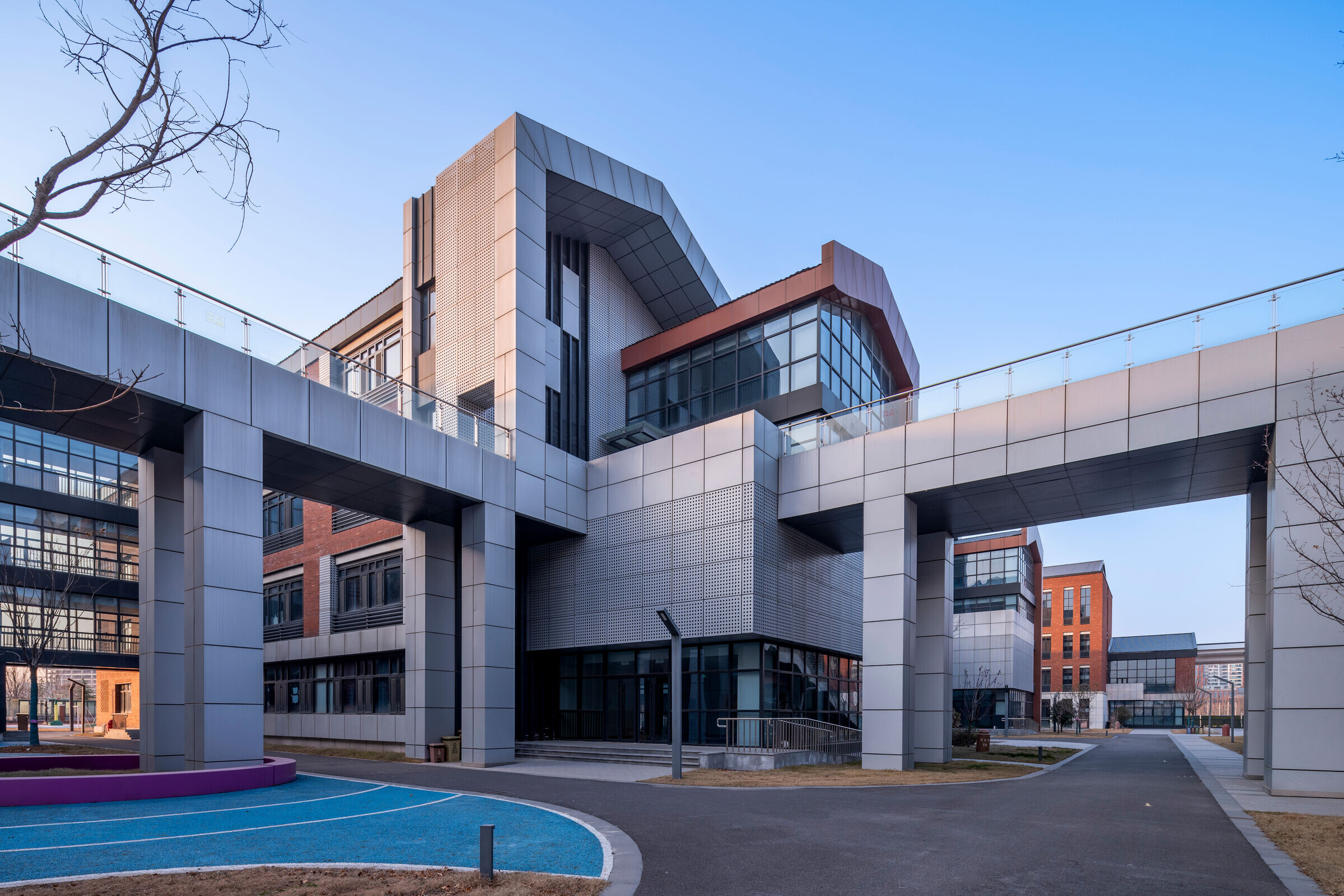 https://archello.com/story/145864/attachments/photos-videos/8 photo_credit THAD