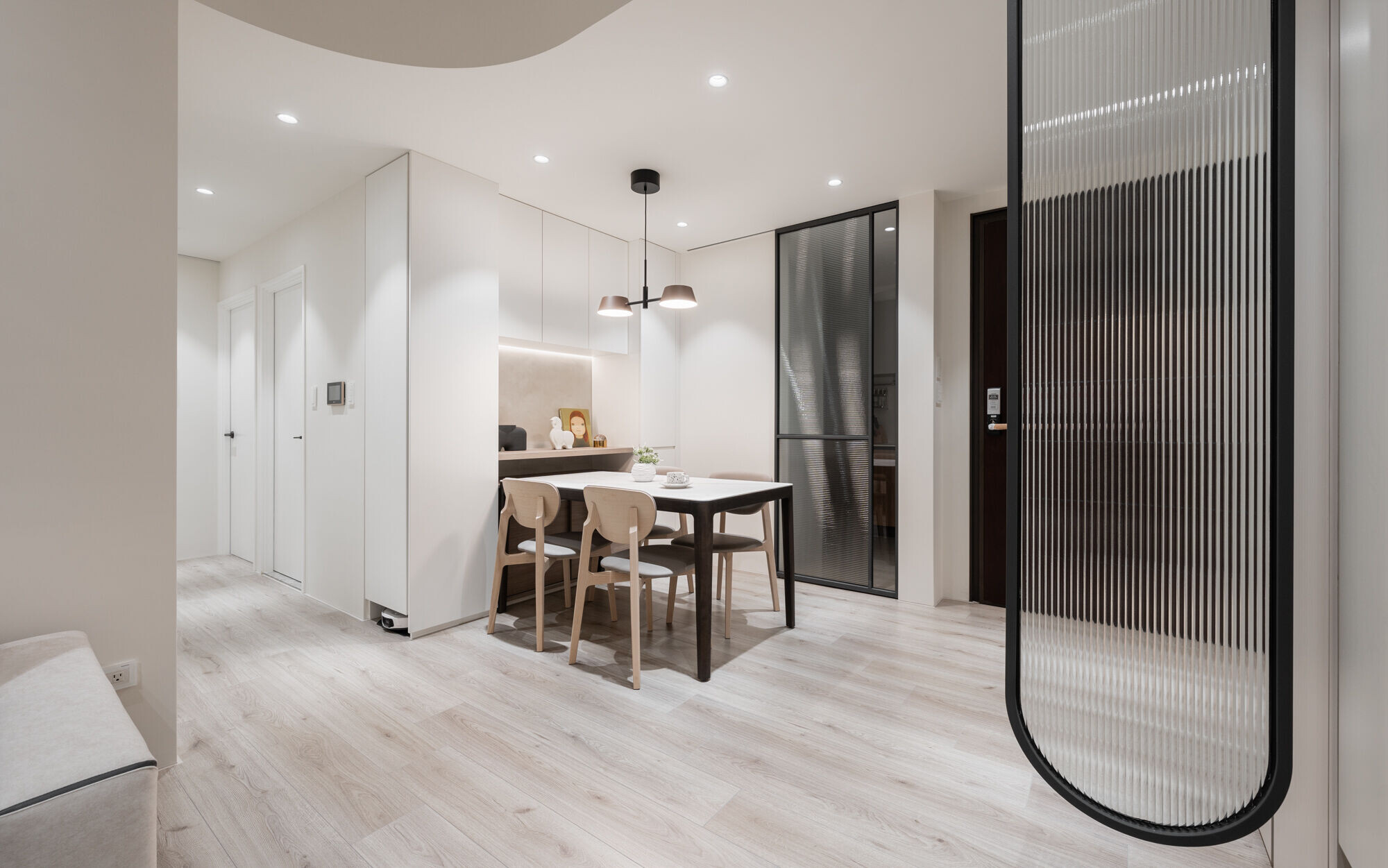 https://archello.com/story/145942/attachments/photos-videos/9 photo_credit Hua happeni Studio