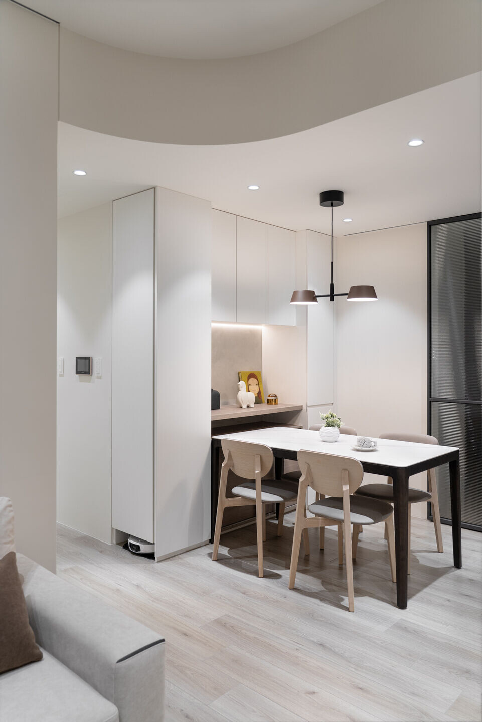 https://archello.com/story/145942/attachments/photos-videos/11 photo_credit Hua happeni Studio