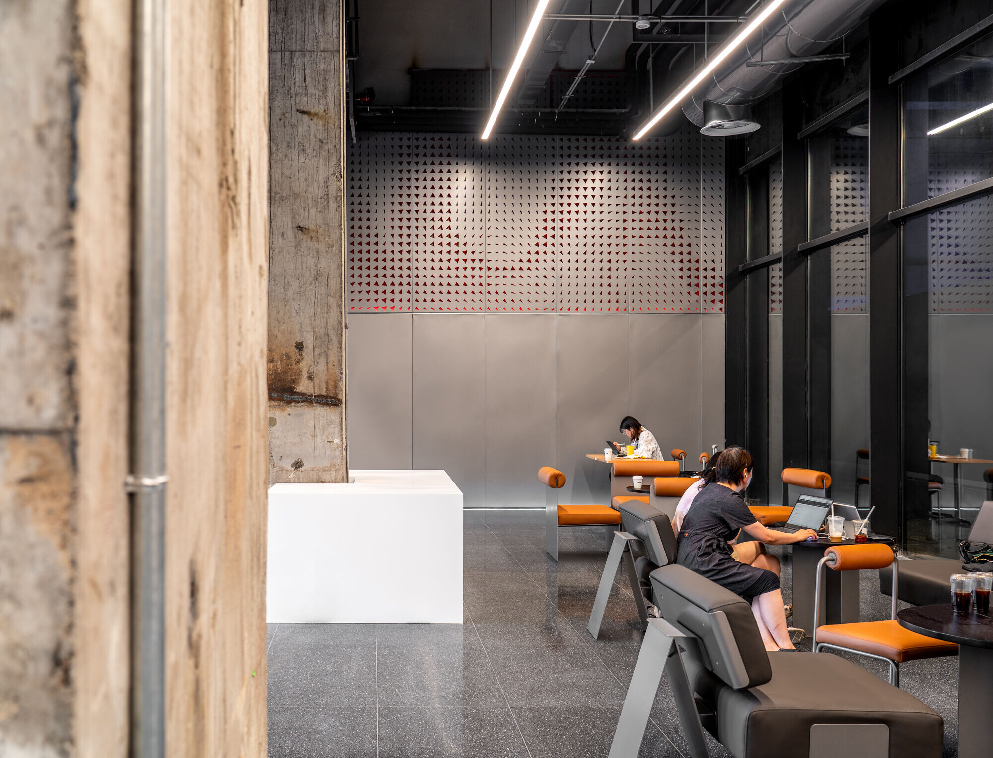 https://archello.com/story/146037/attachments/photos-videos/7 photo_credit ©LYCS