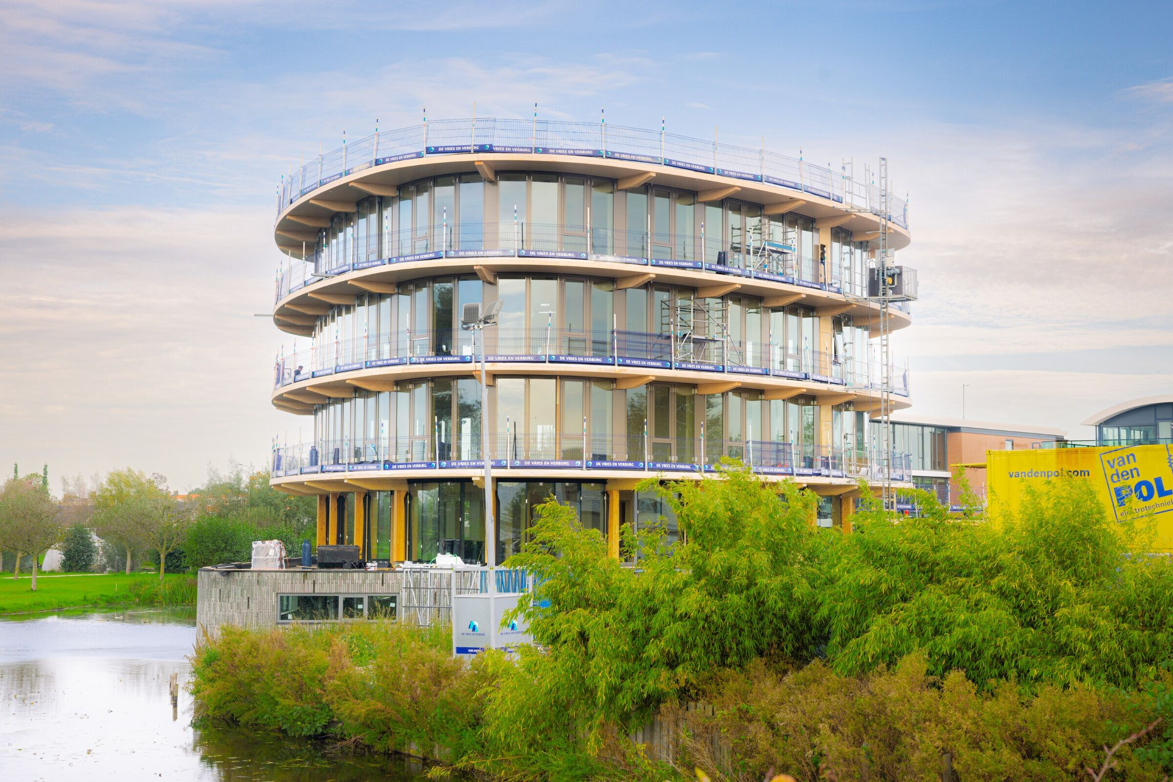 https://archello.com/story/146118/attachments/photos-videos/7 photo_credit Guifi