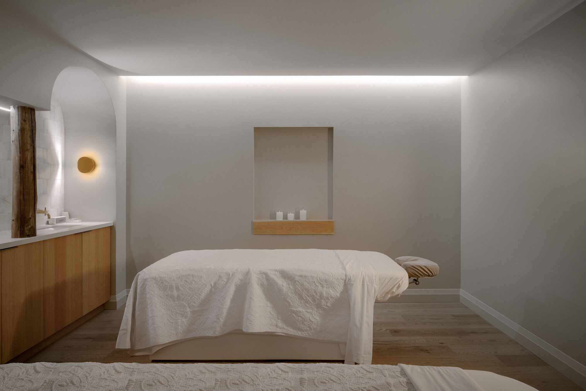 https://archello.com/story/146201/attachments/photos-videos/9 photo_credit Félix Michaud