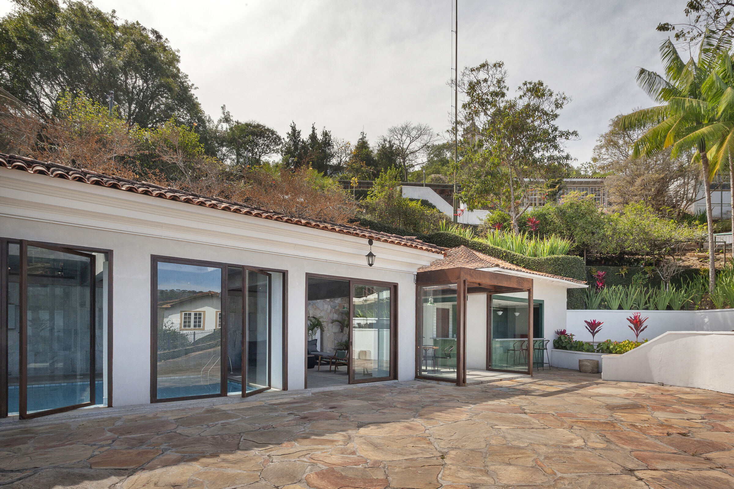 https://archello.com/story/146391/attachments/photos-videos/4 photo_credit Henrique Queiroga