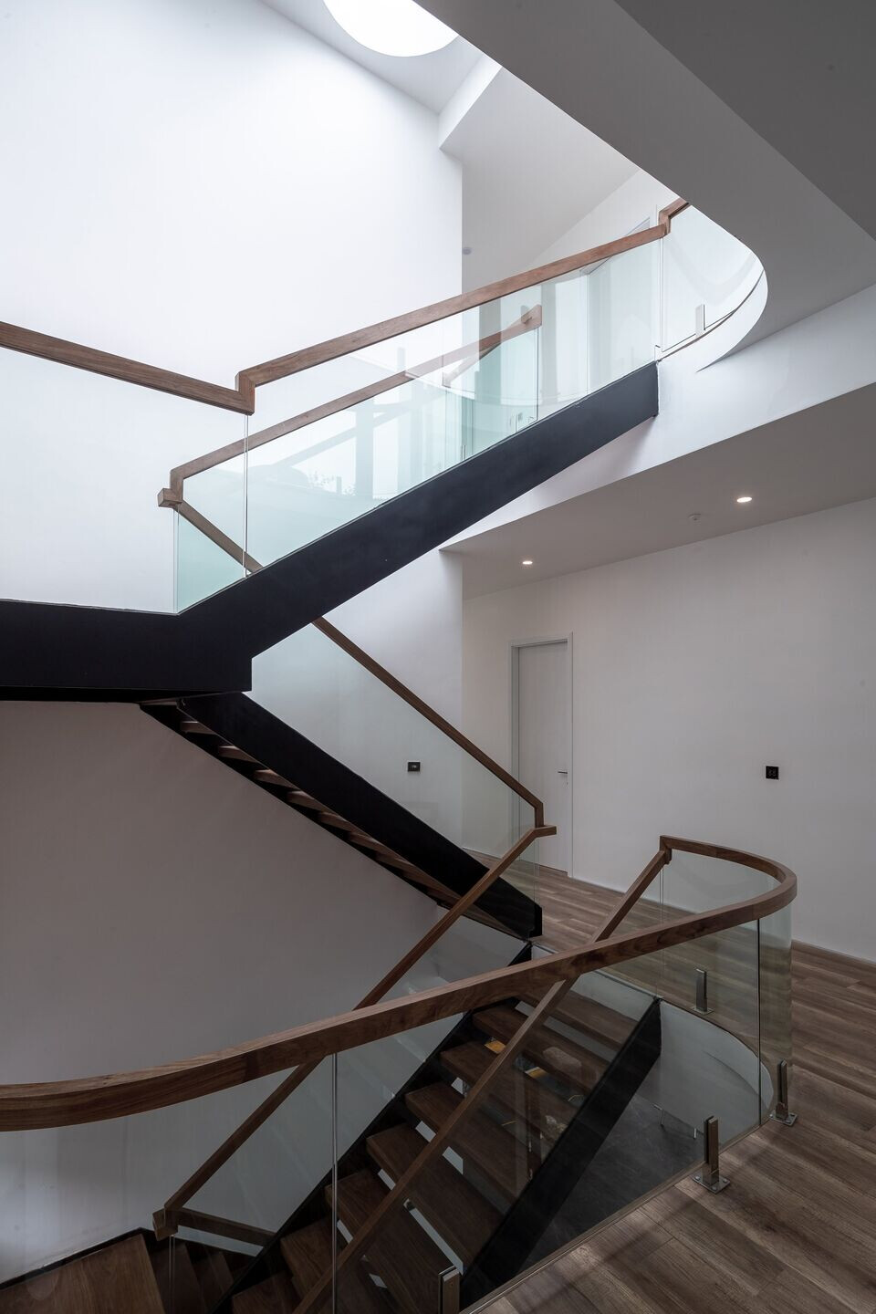 https://archello.com/story/146451/attachments/photos-videos/17 photo_credit Trieu Chien