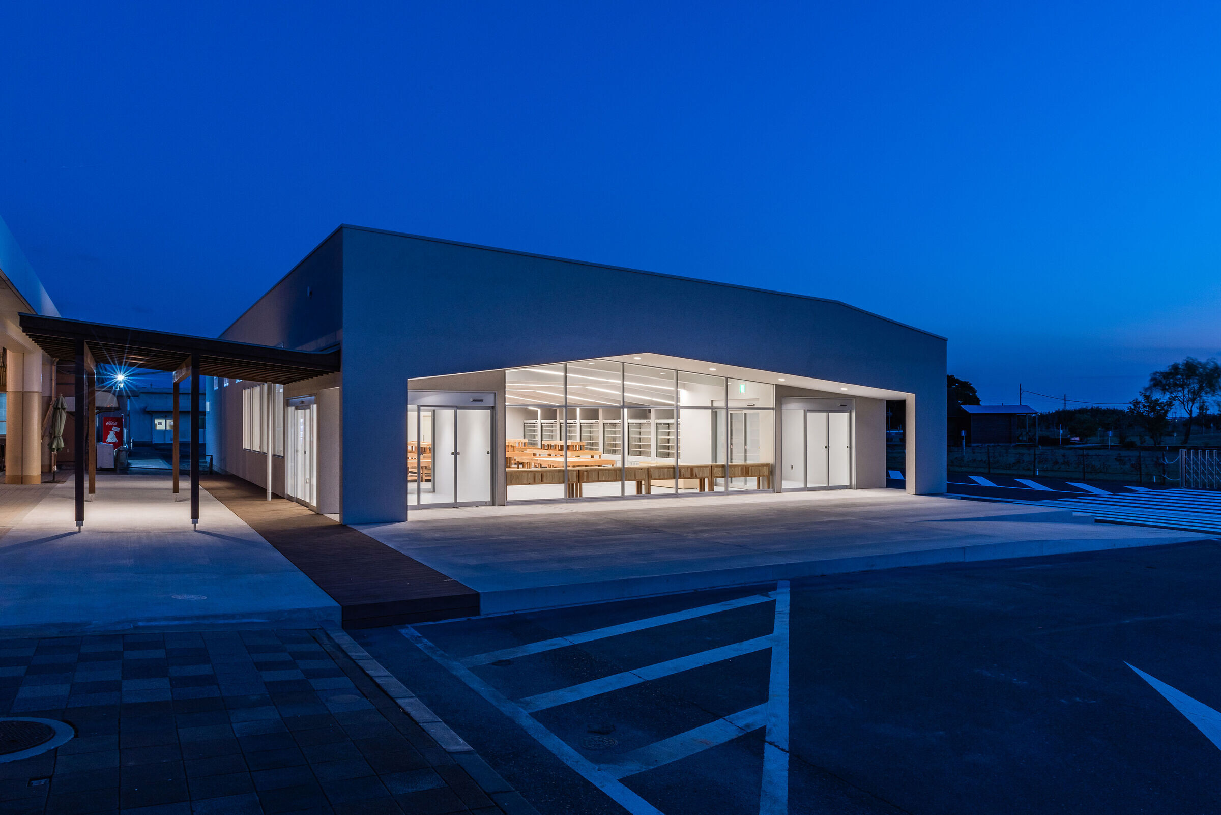 https://archello.com/story/146328/attachments/photos-videos/3 photo_credit Takahiko Fuse