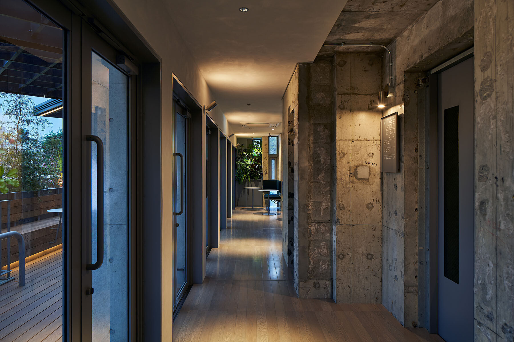 https://archello.com/story/146556/attachments/photos-videos/22 photo_credit Koji Fujii(TOREAL)