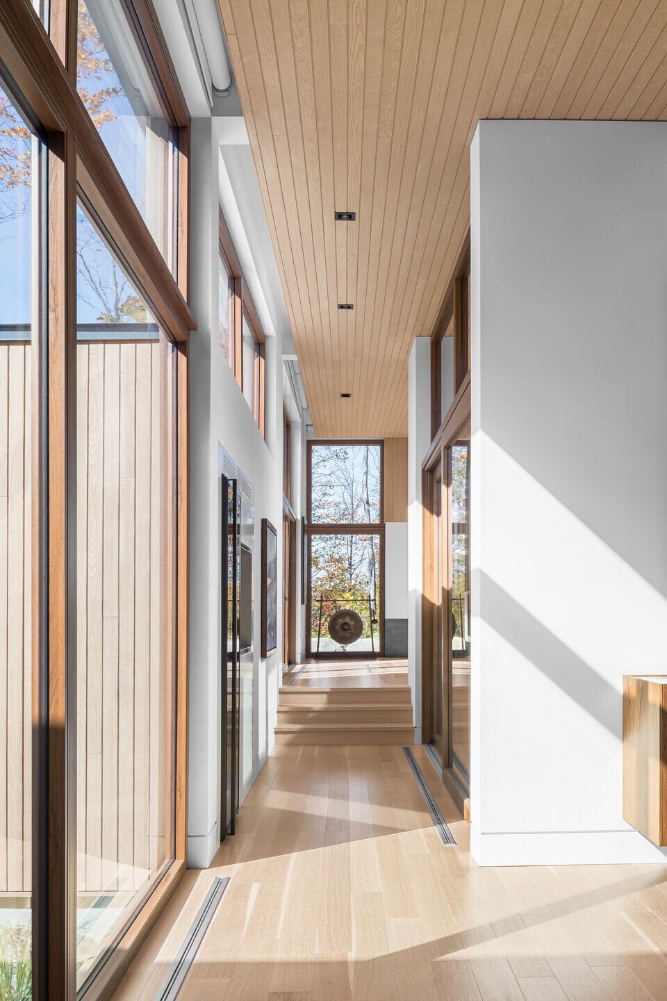 https://archello.com/story/146765/attachments/photos-videos/8 photo_credit CHARLES LANTEIGNE