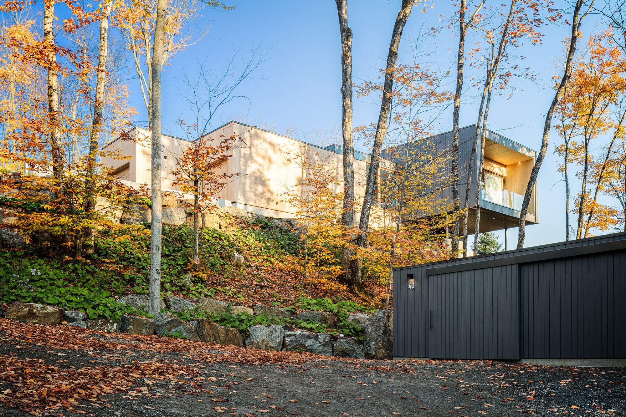 https://archello.com/story/146765/attachments/photos-videos/5 photo_credit CHARLES LANTEIGNE