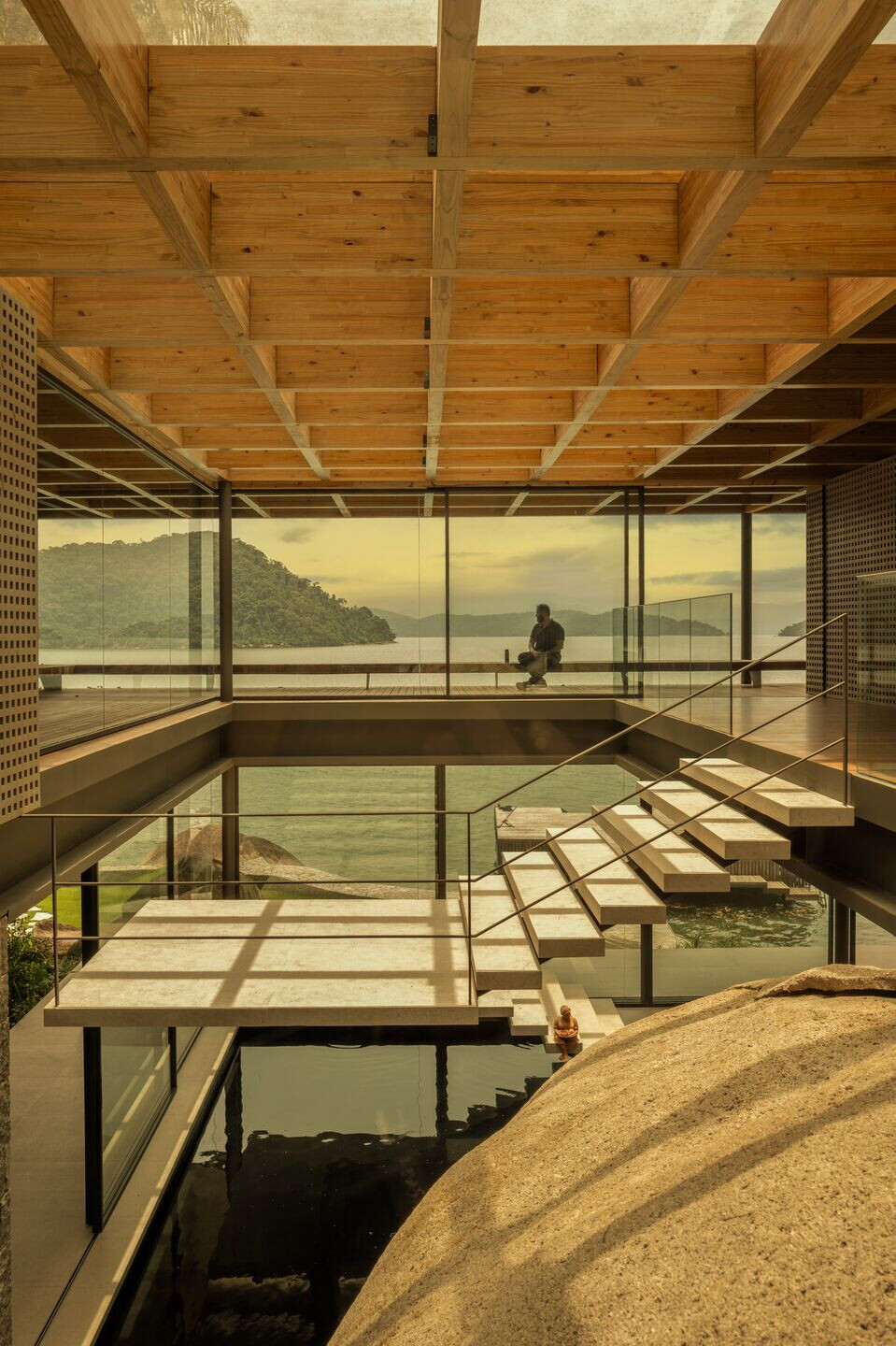 https://archello.com/story/147126/attachments/photos-videos/15 photo_credit Fernando Guerra