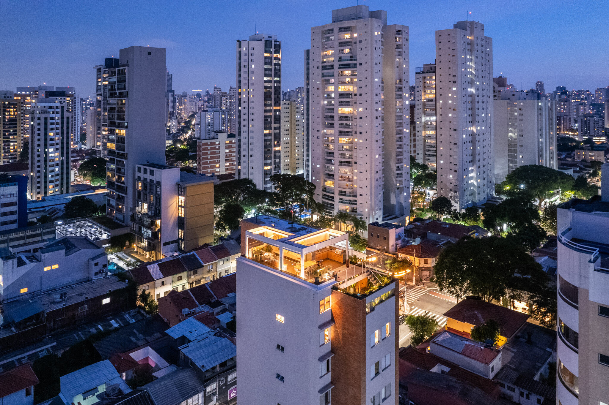 https://archello.com/story/147134/attachments/photos-videos/11 photo_credit Guilherme Pucci