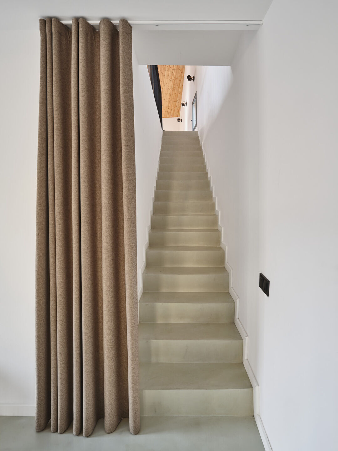 https://archello.com/story/147110/attachments/photos-videos/13 photo_credit adrià goula