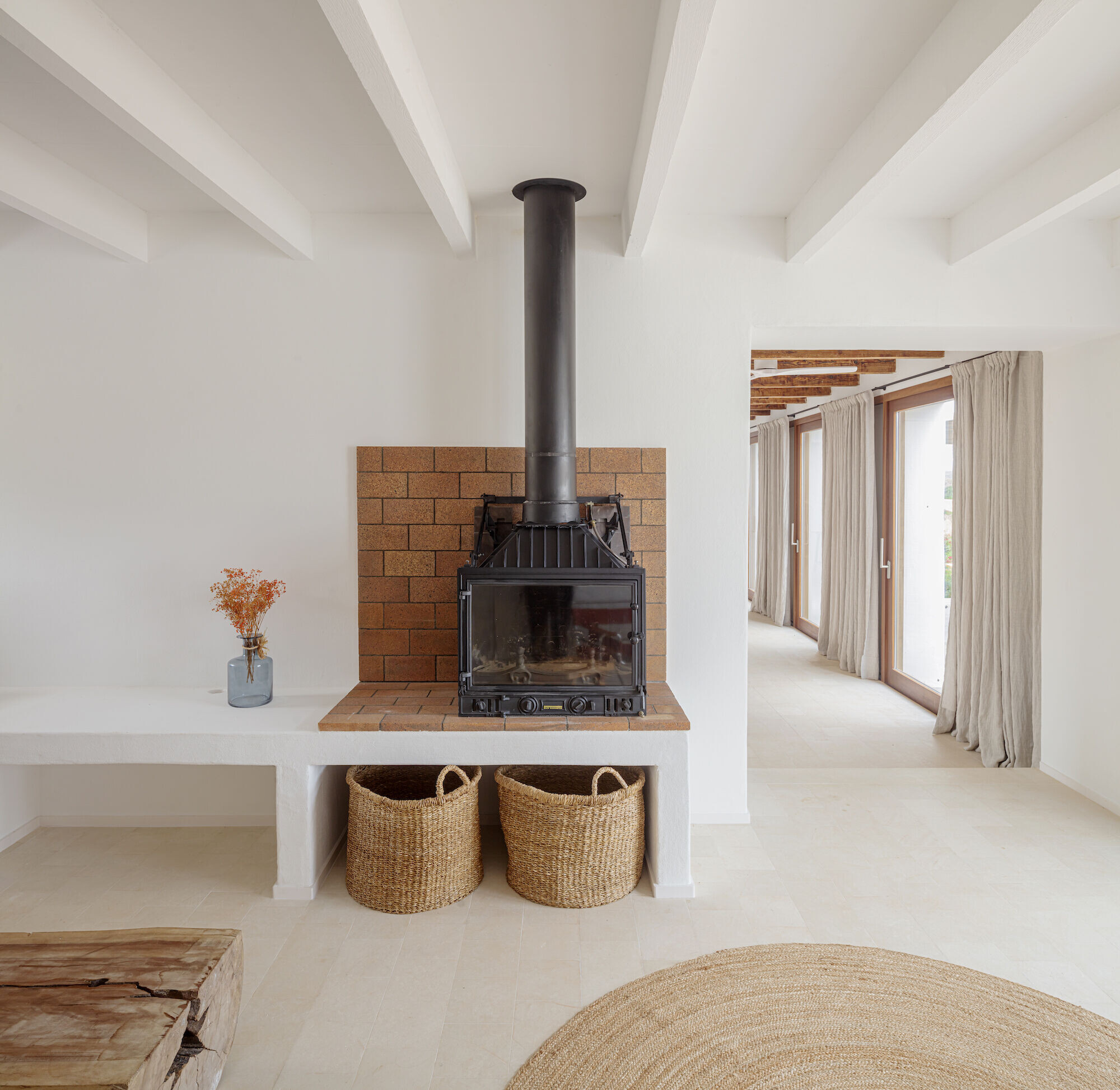 https://archello.com/story/147265/attachments/photos-videos/10 photo_credit Adrià Goula