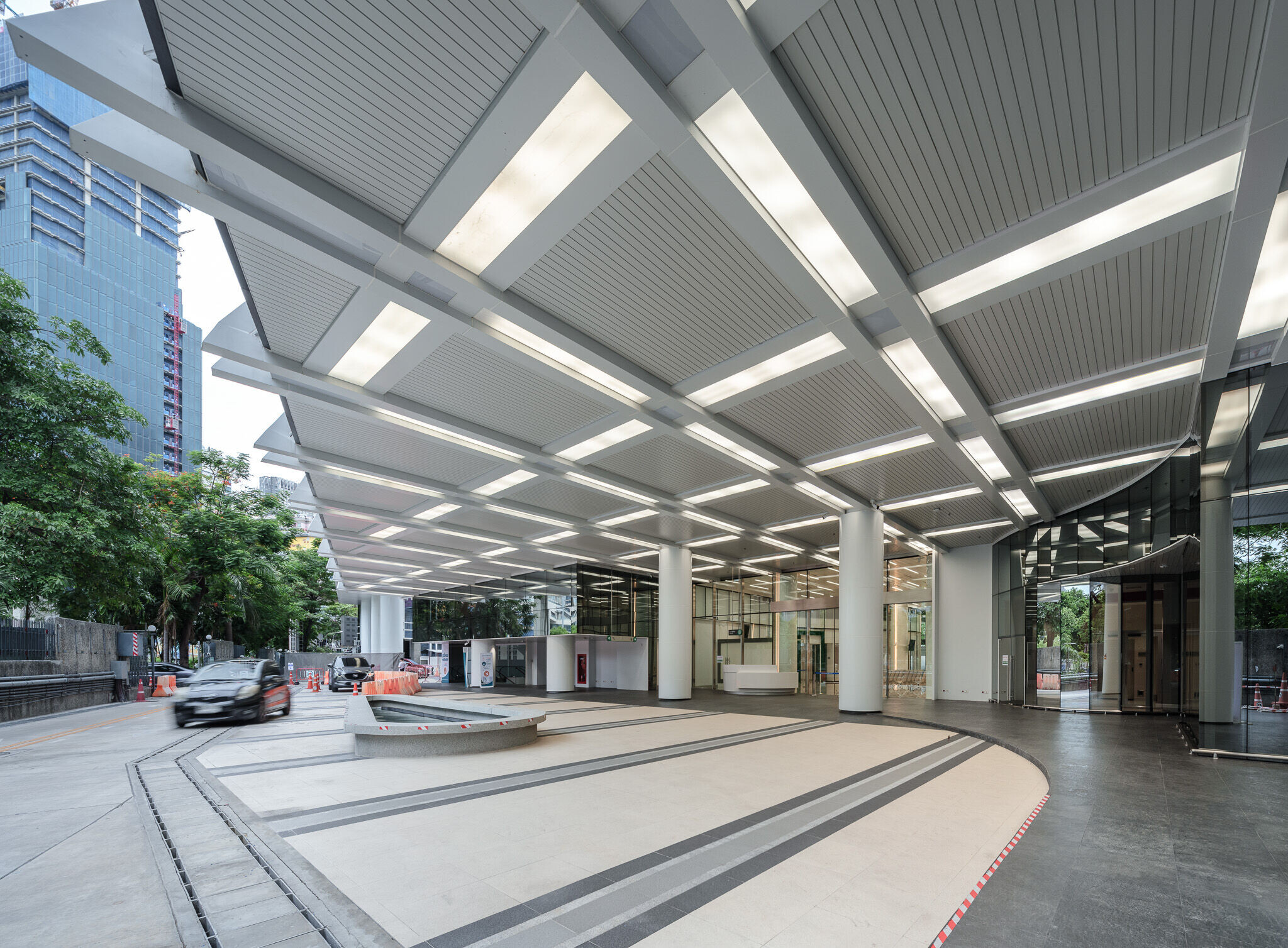 https://archello.com/story/147234/attachments/photos-videos/21 photo_credit PanoramicStudio + Chakkraphob Sermphasit