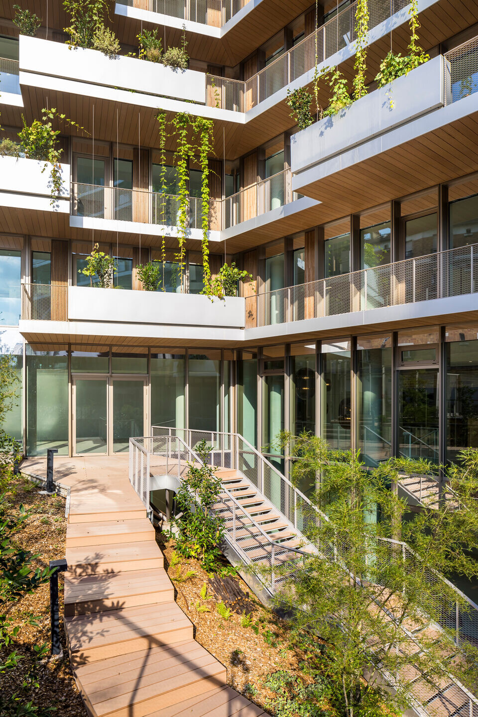 https://archello.com/story/147286/attachments/photos-videos/18 photo_credit Stefan Tuchila