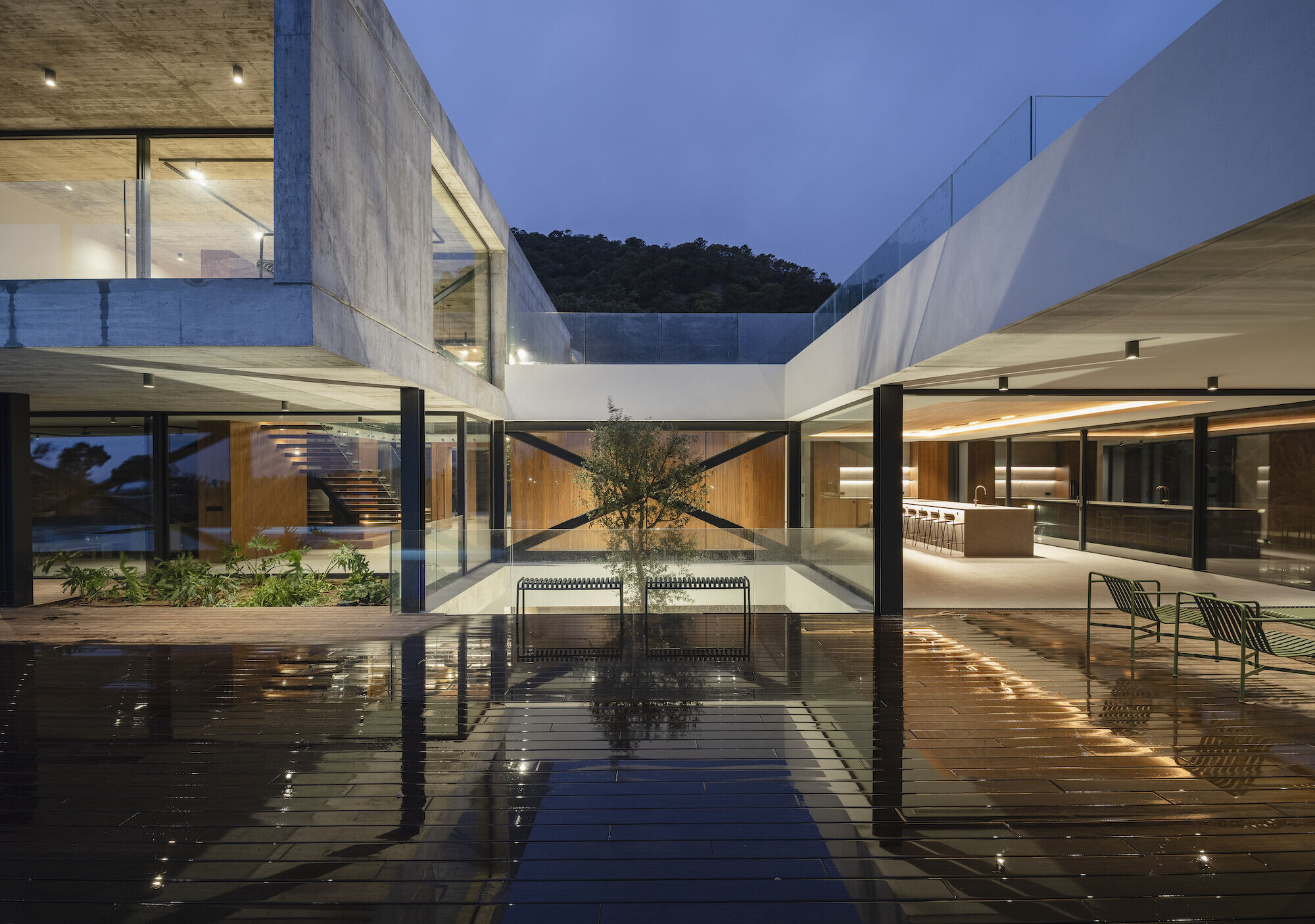 https://archello.com/story/147342/attachments/photos-videos/9 photo_credit Fernando Alda