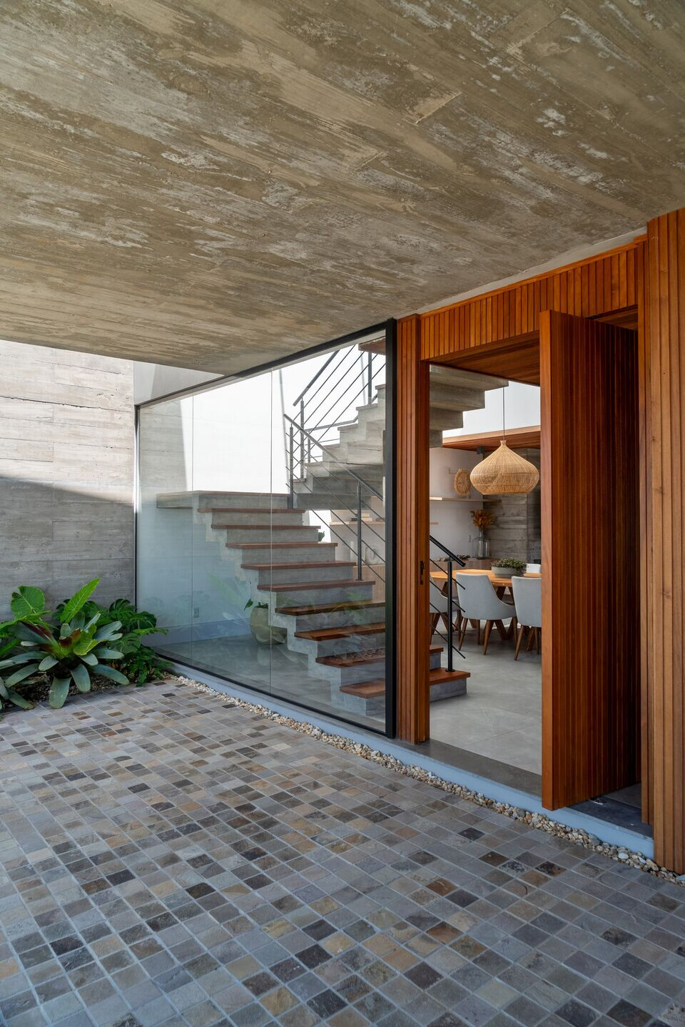 https://archello.com/story/147440/attachments/photos-videos/5 photo_credit Roberta Gewehr