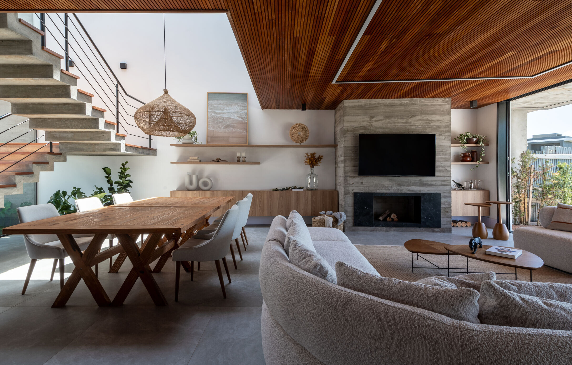 https://archello.com/story/147440/attachments/photos-videos/17 photo_credit Roberta Gewehr
