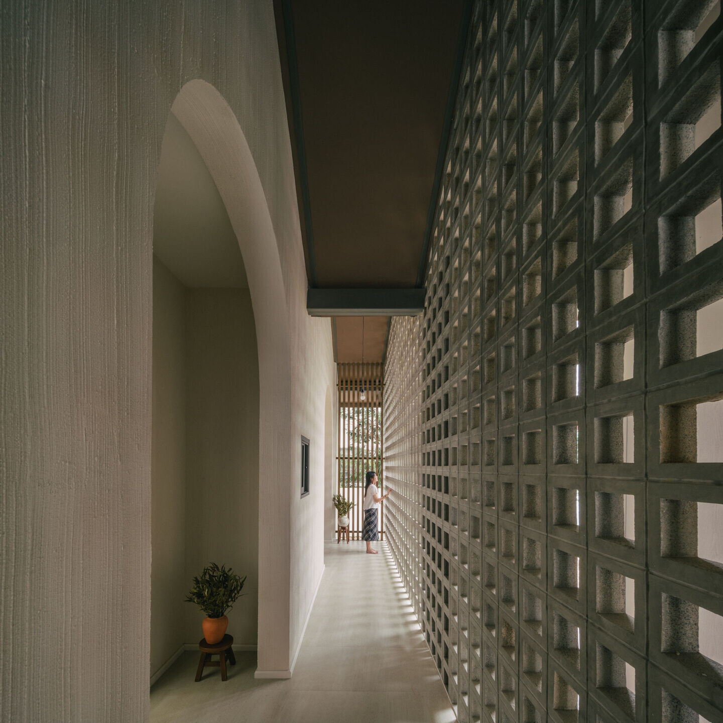 https://archello.com/story/147414/attachments/photos-videos/5 photo_credit Sky|Ground