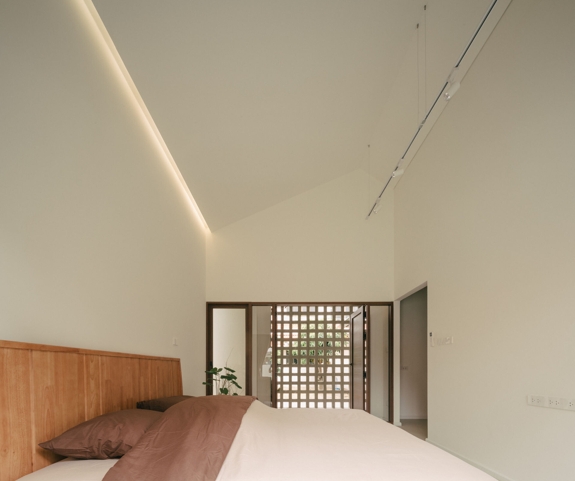 https://archello.com/story/147414/attachments/photos-videos/13 photo_credit Sky|Ground