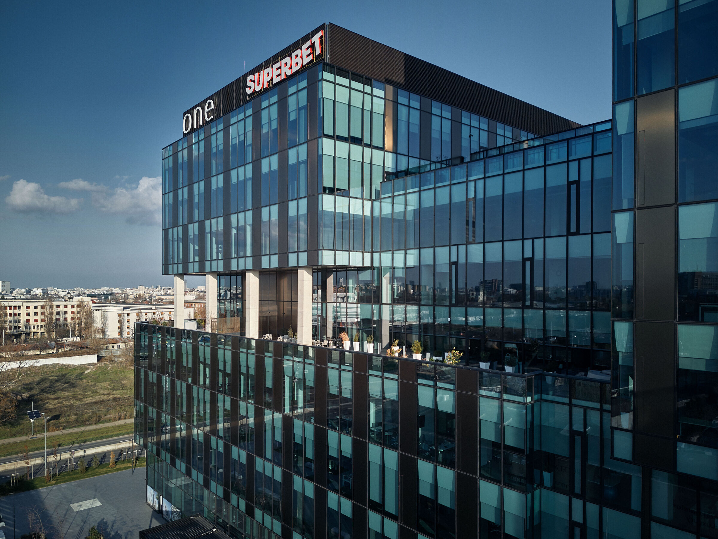 https://archello.com/story/147509/attachments/photos-videos/5 photo_credit Stelian Popa
