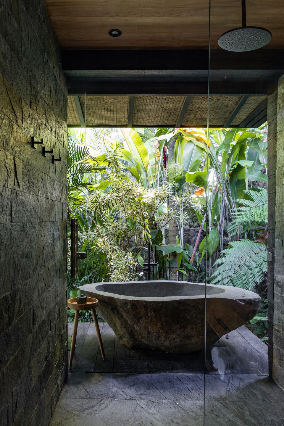 https://archello.com/story/147630/attachments/photos-videos/9 photo_credit Indra Wiras