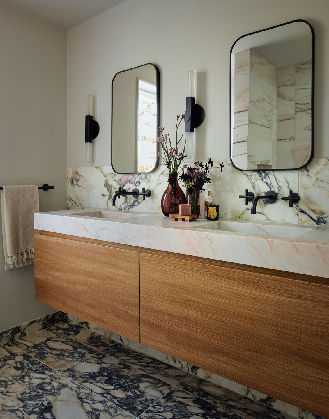 https://archello.com/story/147689/attachments/photos-videos/25 photo_credit Photography: Gieves Anderson, Styling: Philippa Brathwaite