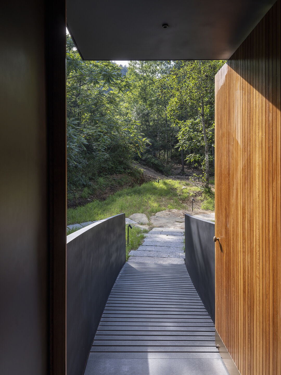 https://archello.com/story/147651/attachments/photos-videos/29 photo_credit Tian Fangfang