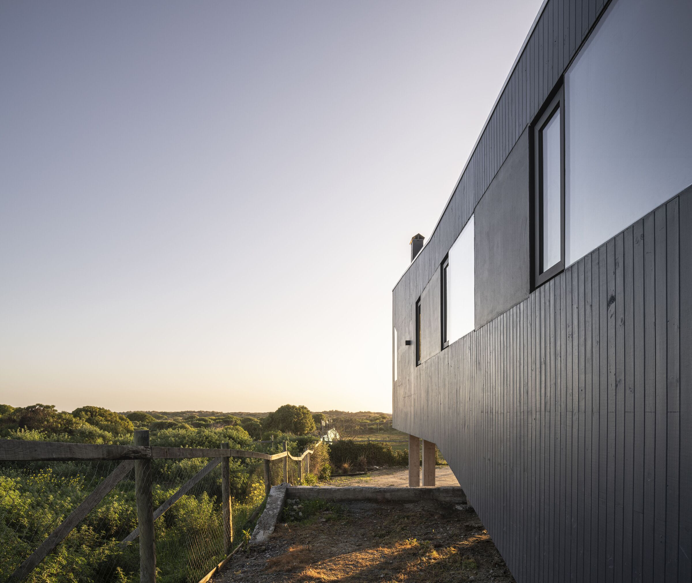 https://archello.com/story/147725/attachments/photos-videos/8 photo_credit Nico Saieh