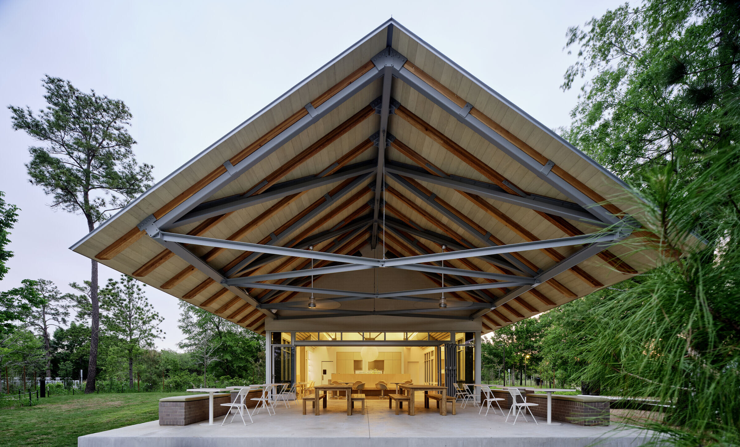 https://archello.com/story/147868/attachments/photos-videos/13 photo_credit Leonid Furmansky