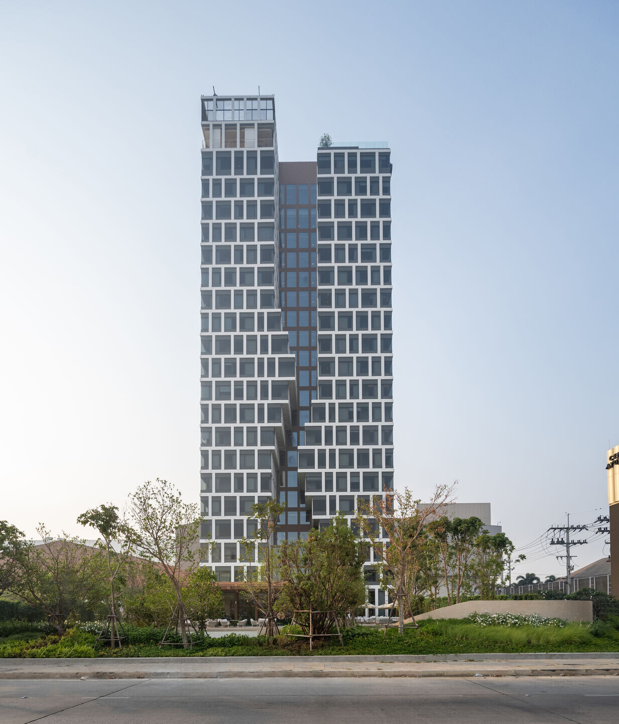 https://archello.com/story/147881/attachments/photos-videos/9 photo_credit Rungkit Charoenwat