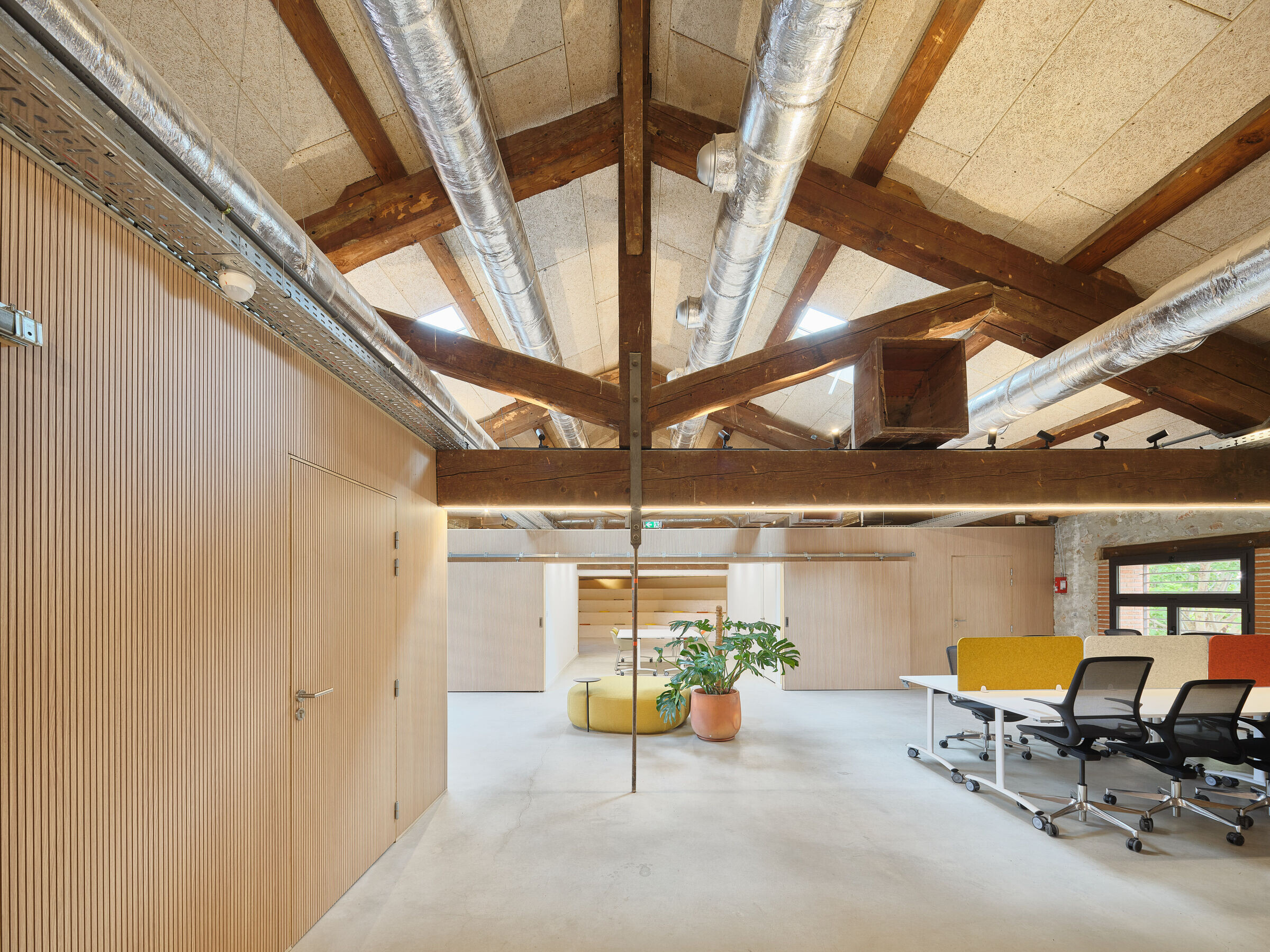 https://archello.com/story/147952/attachments/photos-videos/3 photo_credit Adrià Goula