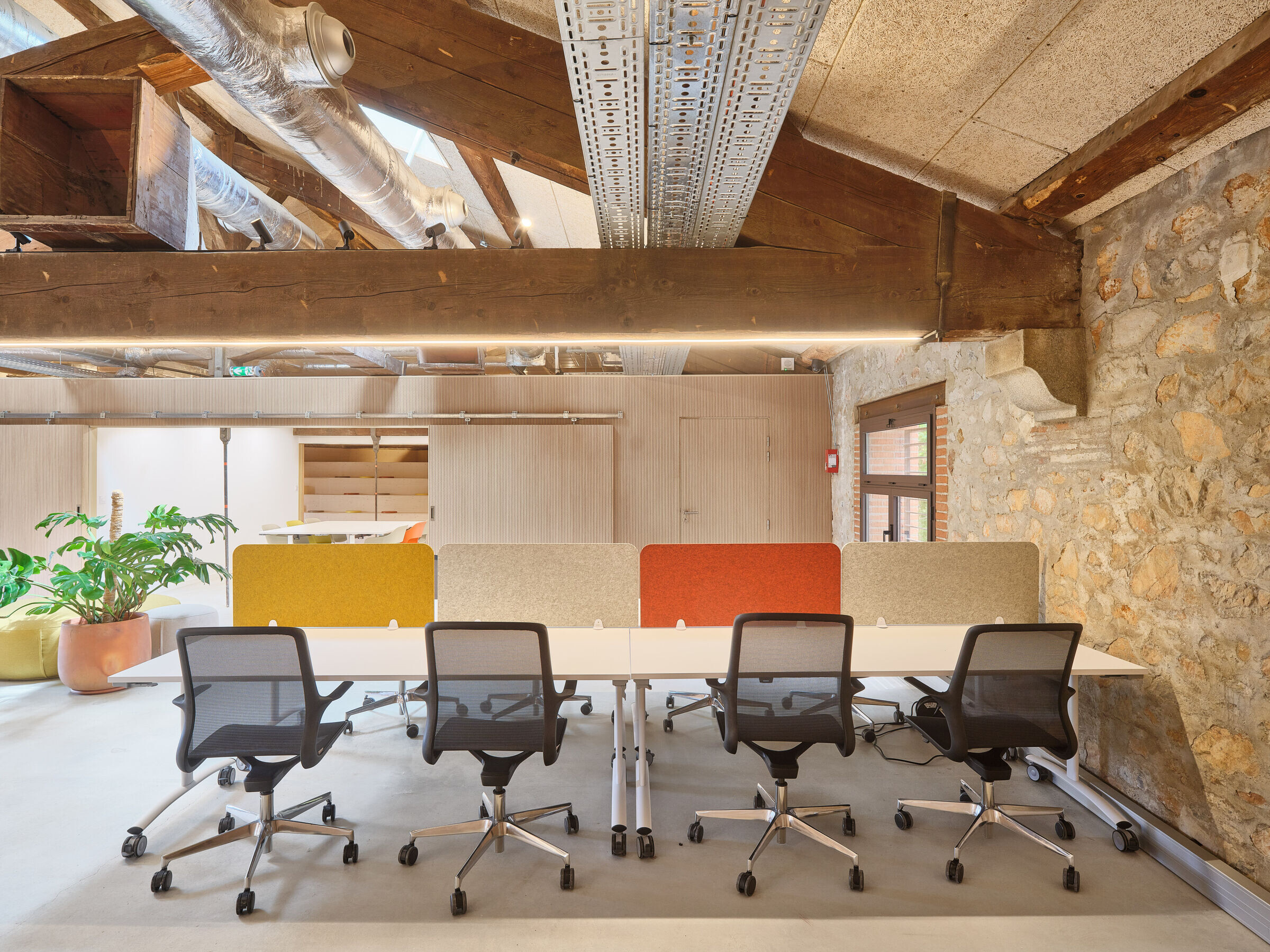 https://archello.com/story/147952/attachments/photos-videos/4 photo_credit Adrià Goula
