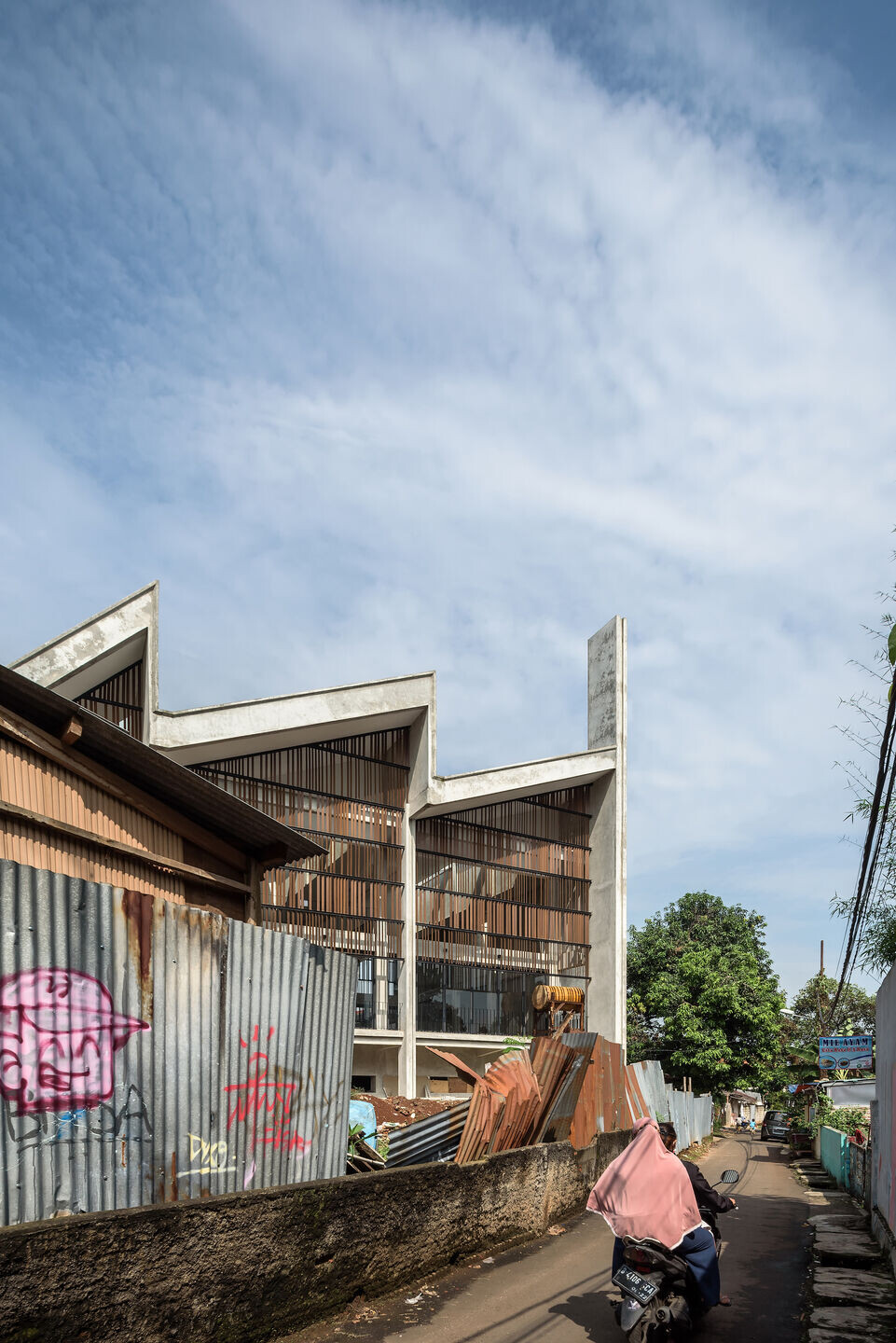 https://archello.com/story/148021/attachments/photos-videos/4 photo_credit Kafin Noe’man