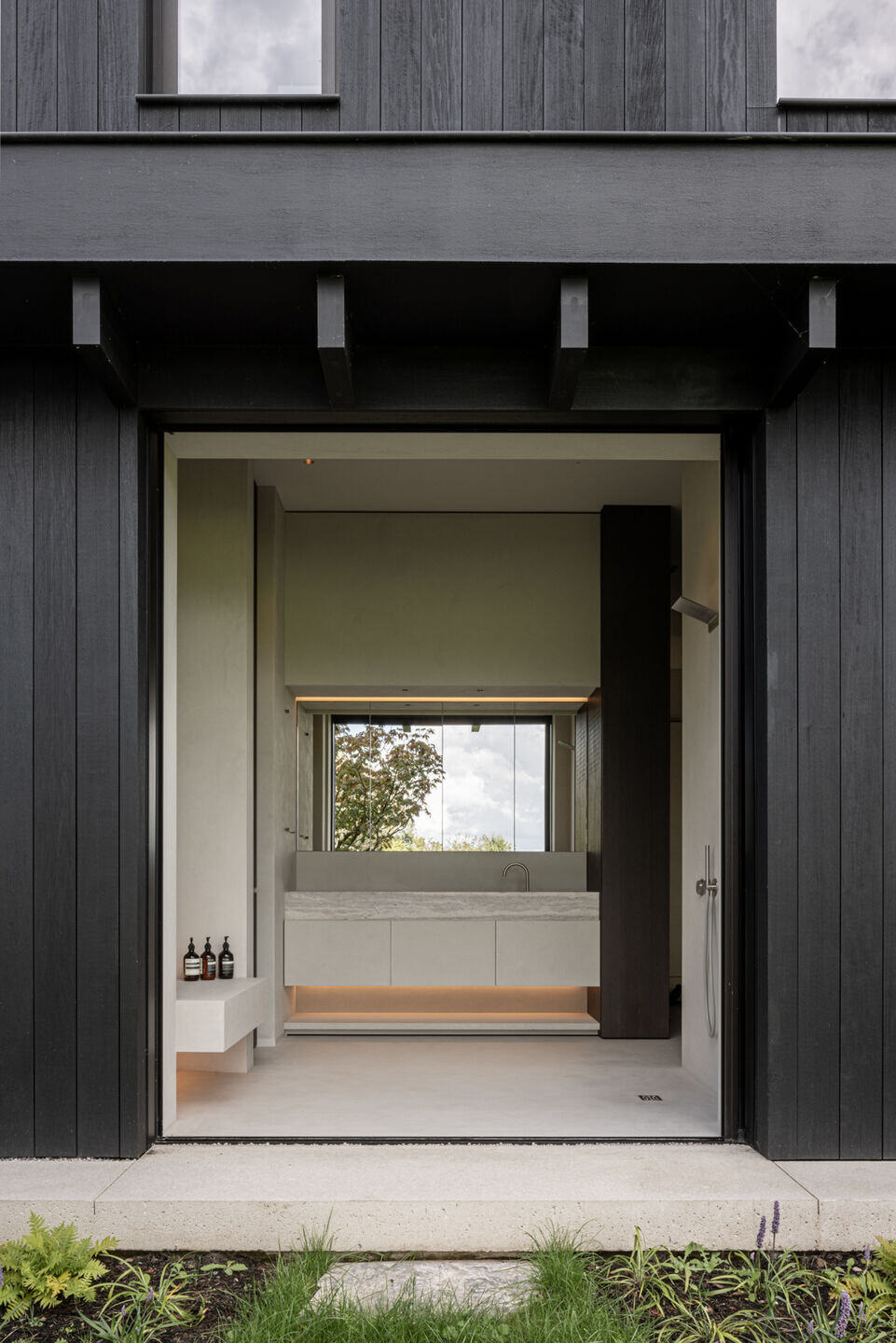 https://archello.com/story/148099/attachments/photos-videos/11 photo_credit Tim Van de Velde