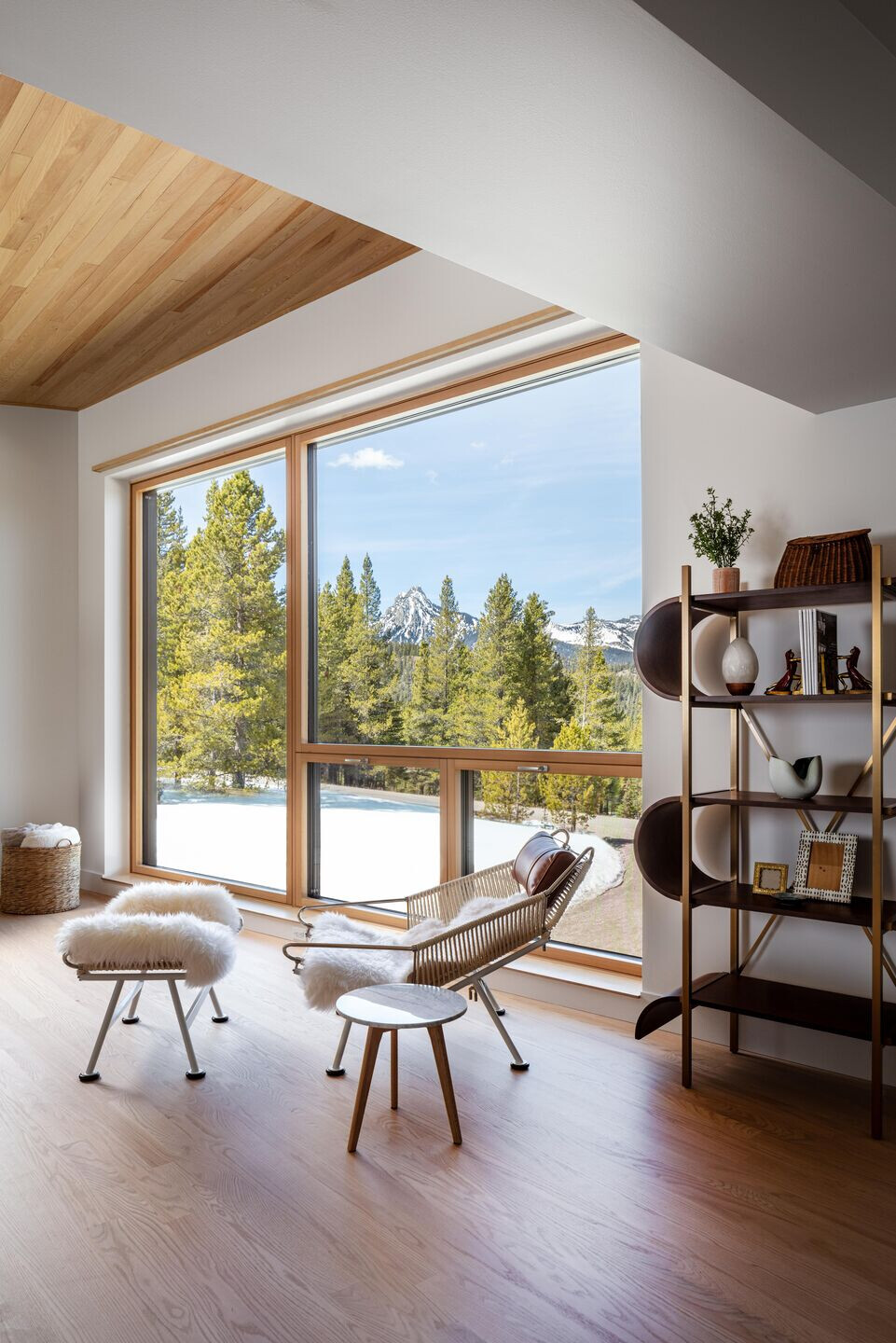 https://archello.com/story/148158/attachments/photos-videos/4 photo_credit Cody Brown