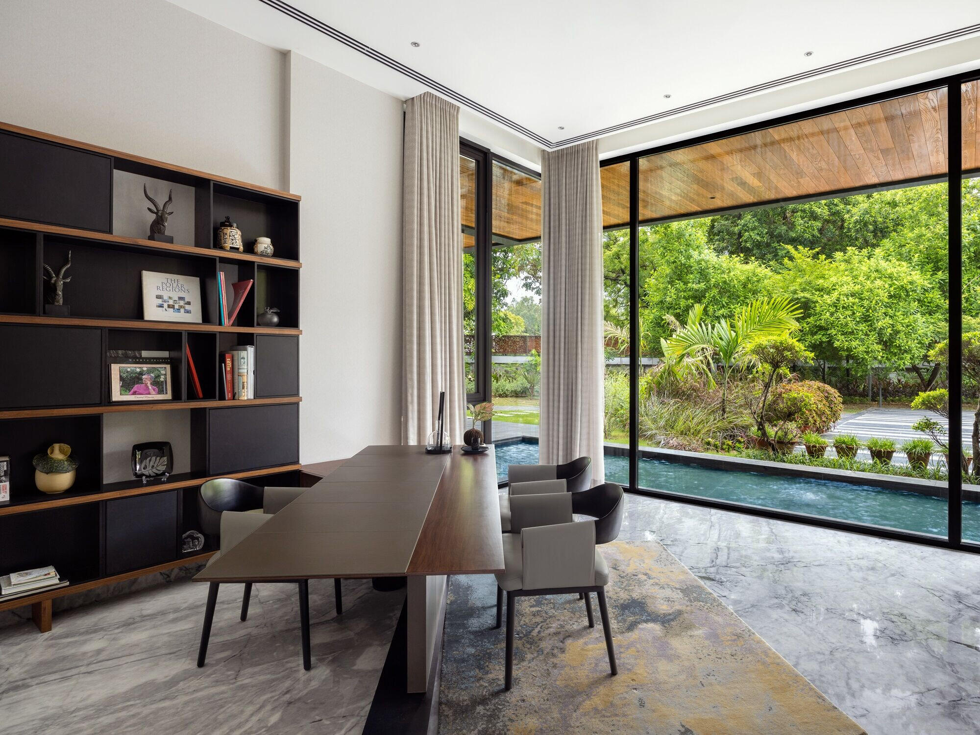 https://archello.com/story/148228/attachments/photos-videos/6 photo_credit Zcyphher, Mumbai