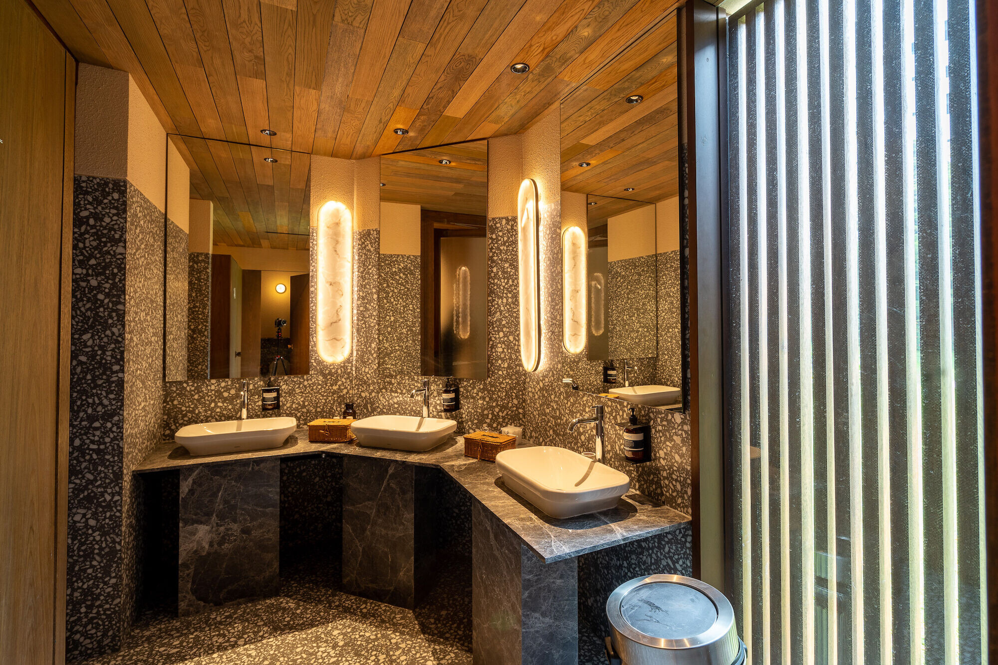 https://archello.com/story/148412/attachments/photos-videos/11 photo_credit Fostive Visual