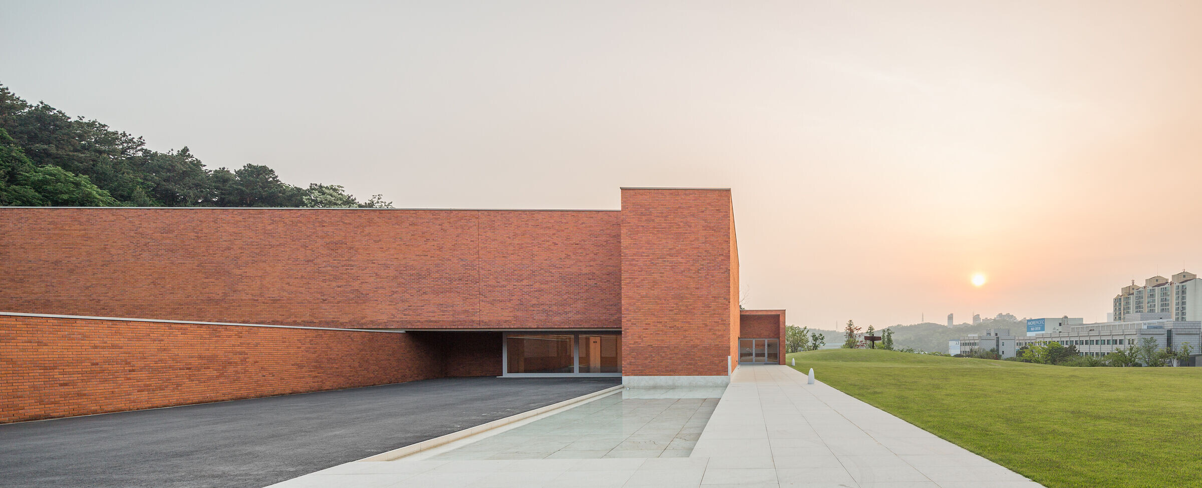 https://archello.com/story/148504/attachments/photos-videos/6 photo_credit © Fernando Guerra