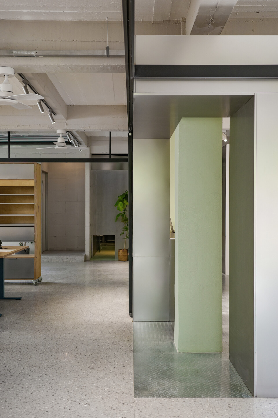 https://archello.com/story/148822/attachments/photos-videos/28 photo_credit © Shang Interior Architects
