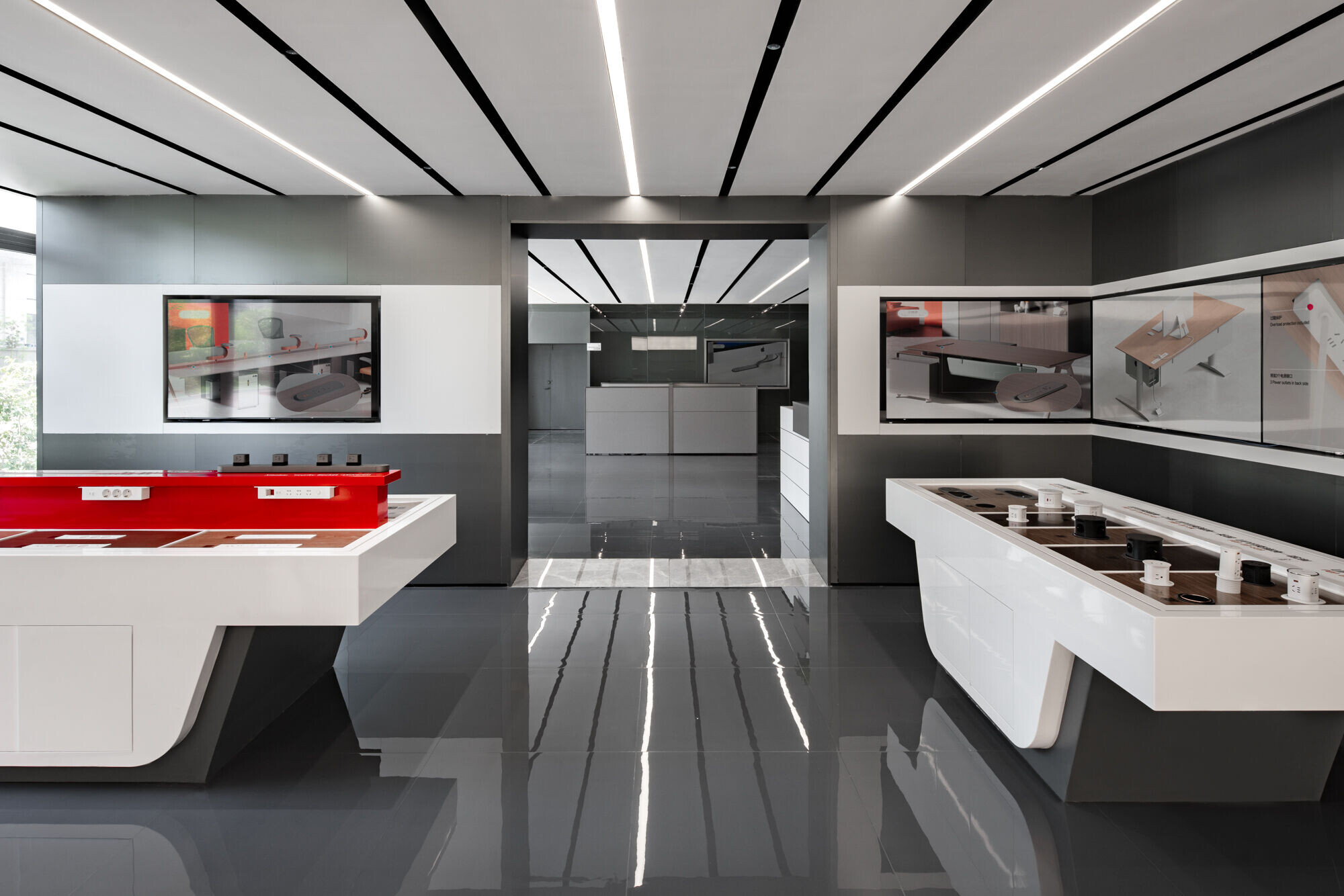 https://archello.com/story/148976/attachments/photos-videos/14 photo_credit LYCS Architecture