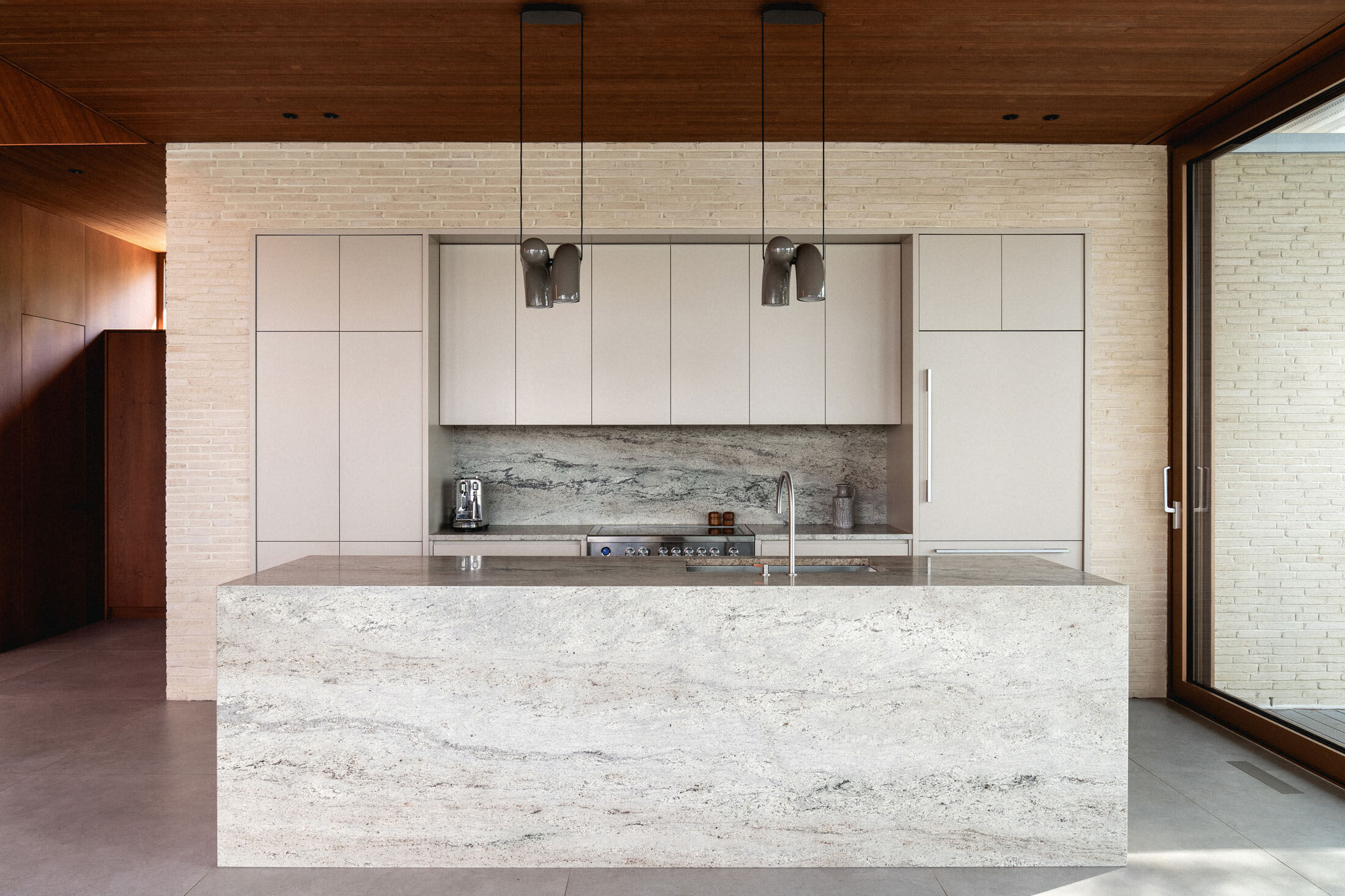 https://archello.com/story/149090/attachments/photos-videos/19 photo_credit Raphaël Thibodeau