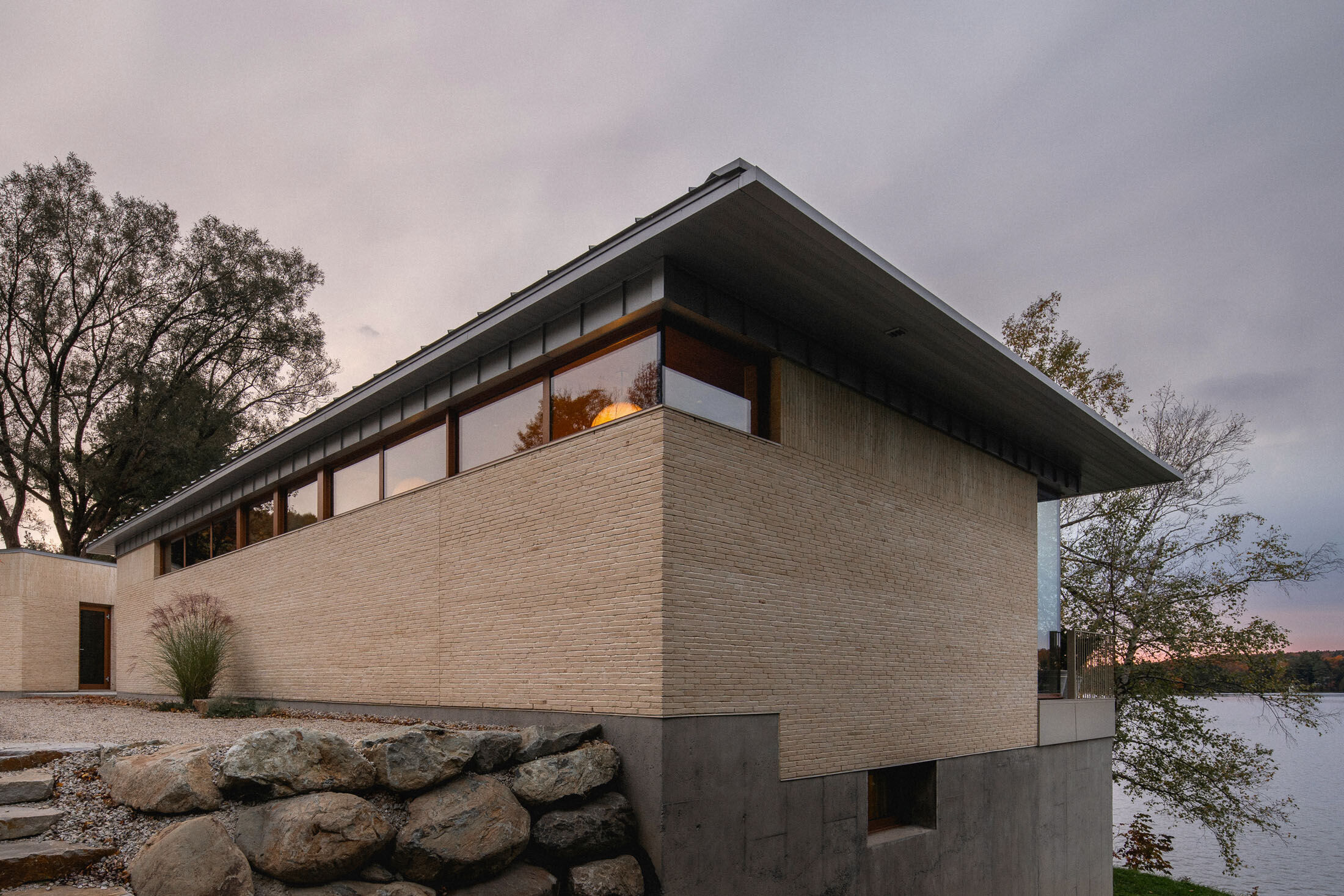 https://archello.com/story/149090/attachments/photos-videos/39 photo_credit Raphaël Thibodeau