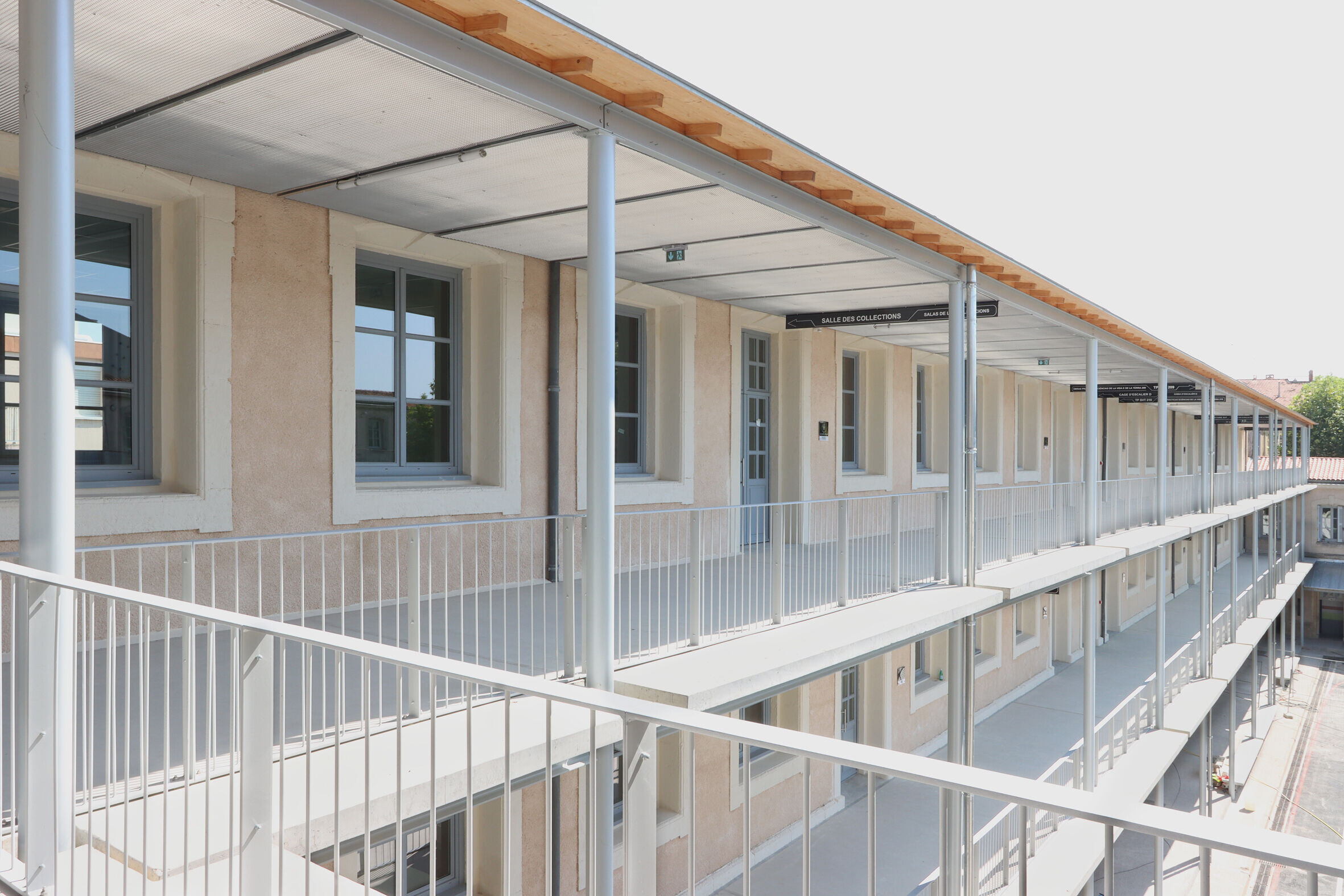 https://archello.com/story/149147/attachments/photos-videos/5 photo_credit Romain Jamot