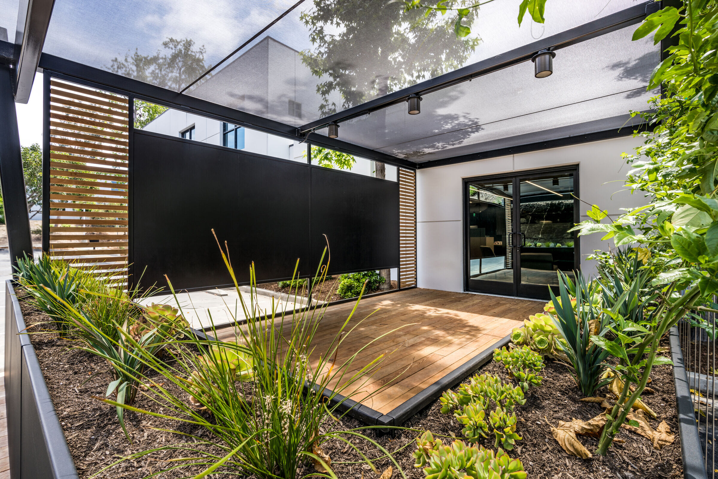 https://archello.com/story/149681/attachments/photos-videos/3 photo_credit C2 Builders