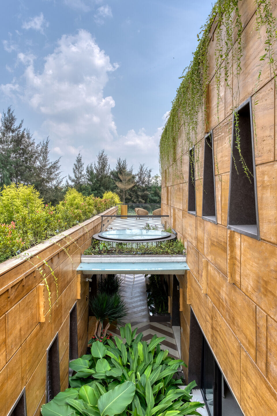 https://archello.com/story/149761/attachments/photos-videos/6 photo_credit Umang Shah