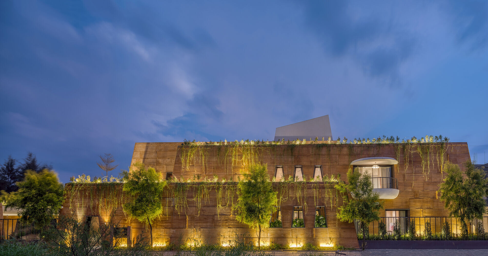 https://archello.com/story/149761/attachments/photos-videos/14 photo_credit Umang Shah