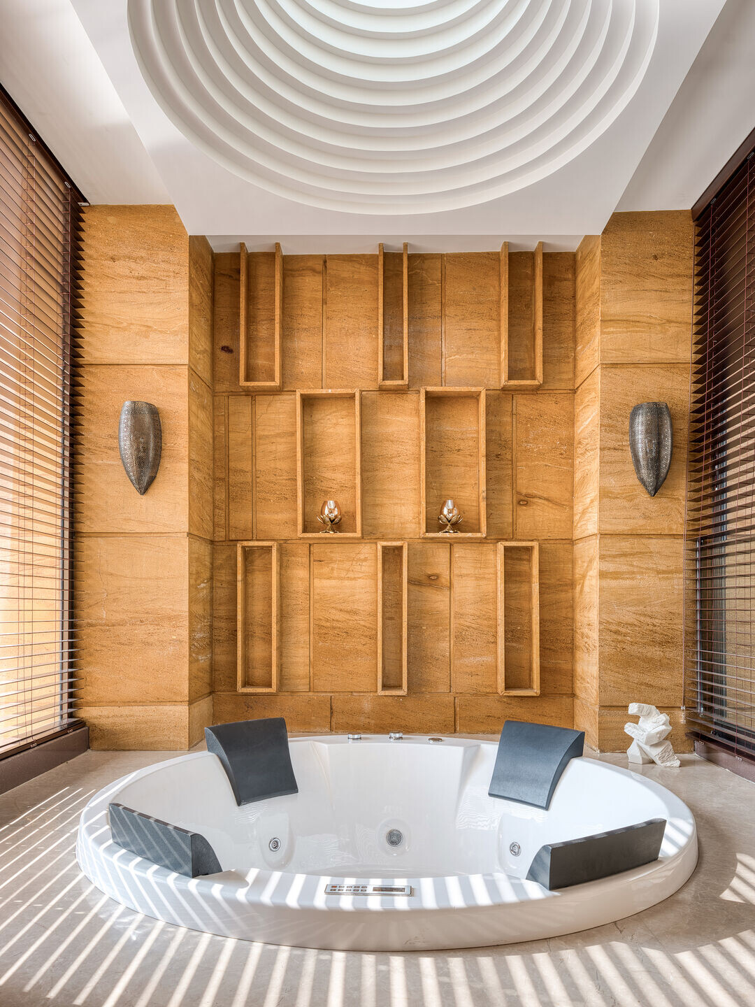 https://archello.com/story/149761/attachments/photos-videos/15 photo_credit Umang Shah